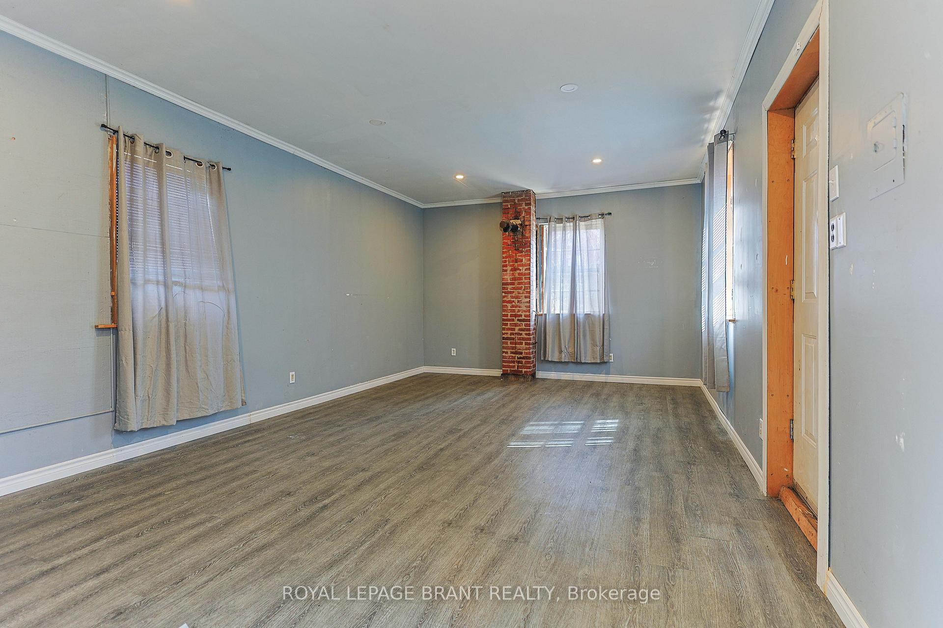 Photo 18 of 162 Mill Street, Kitchener — HOMEH