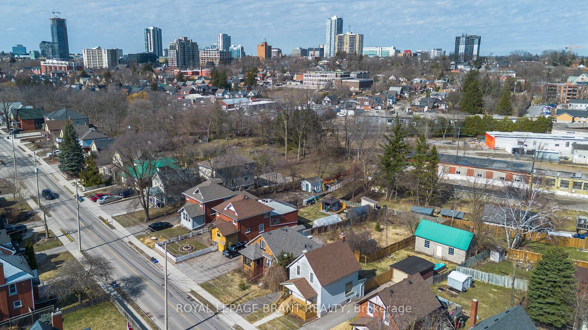 Photo 44 of 162 Mill Street, Kitchener — HOMEH