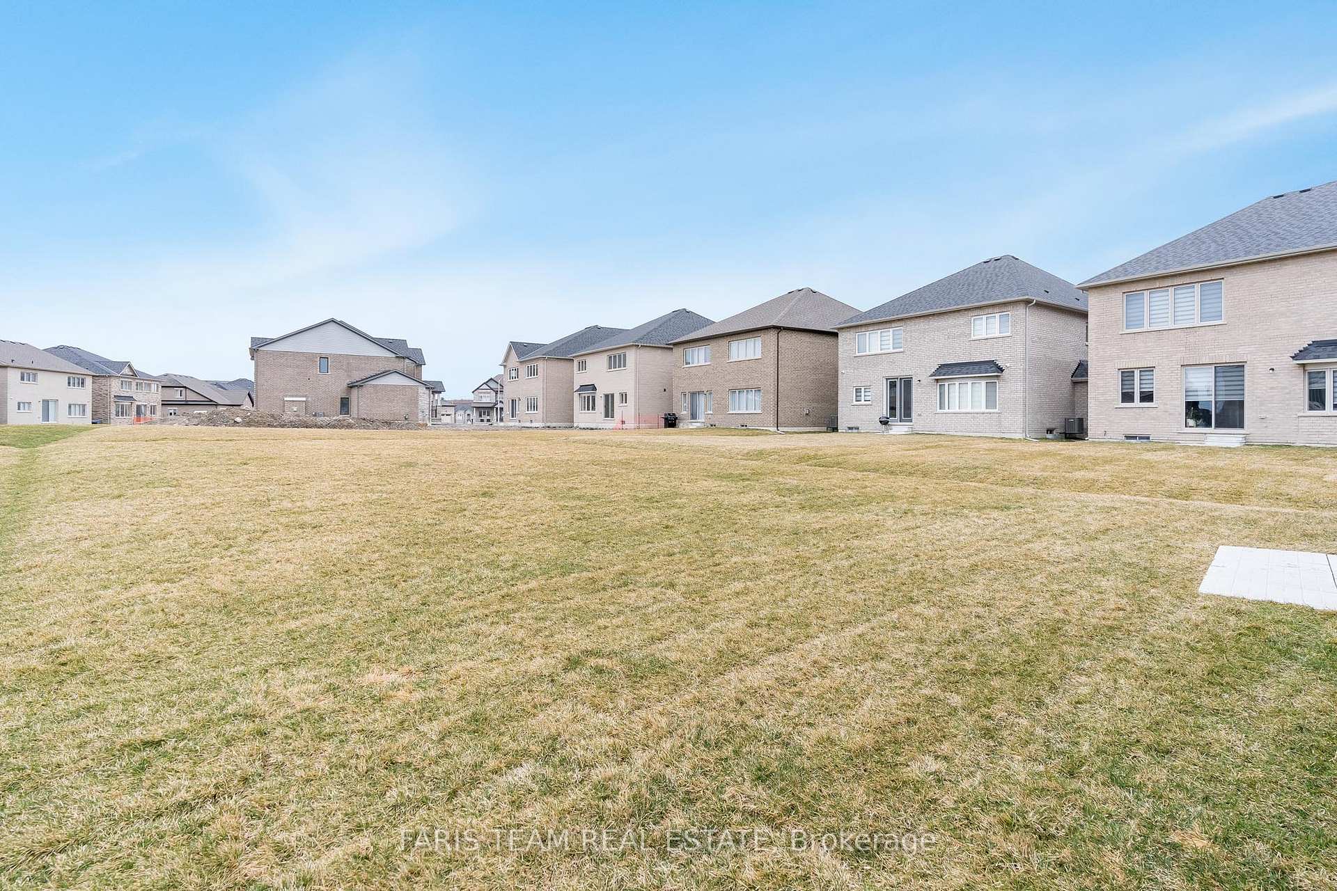Photo 21 of 1634 Luno Way, Innisfil, Rural Innisfil — HOMEH