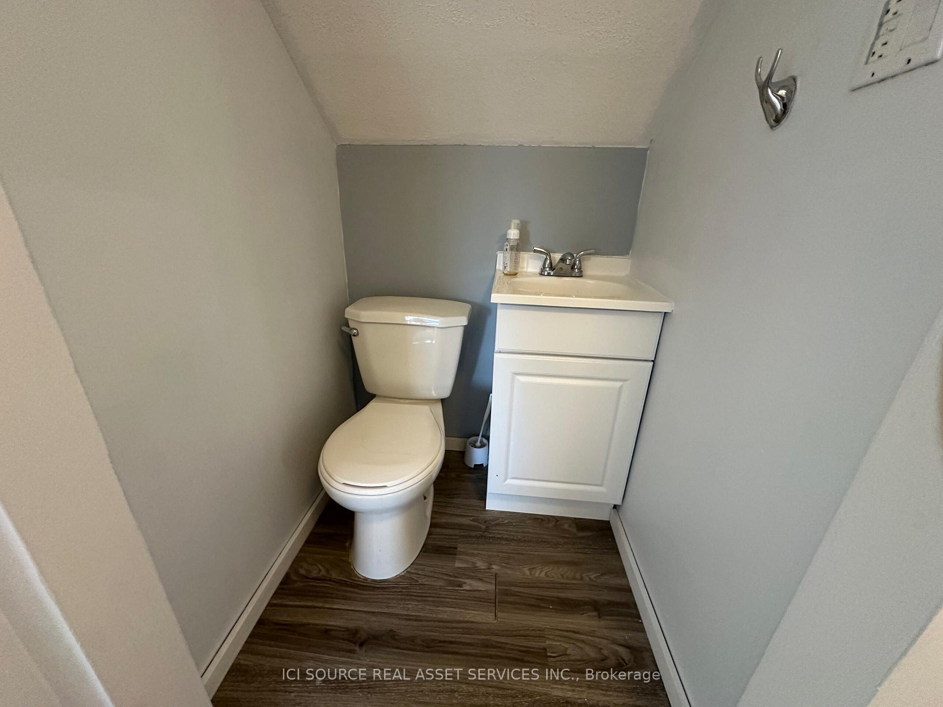 Photo 15 of 32 Kay Street W, Kenora — HOMEH