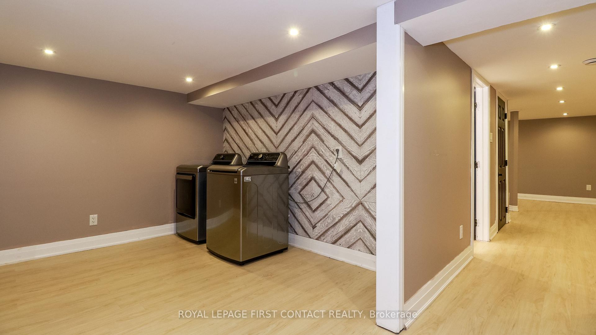 Photo 32 of 2427 Wallace Avenue, Innisfil, Alcona — HOMEH
