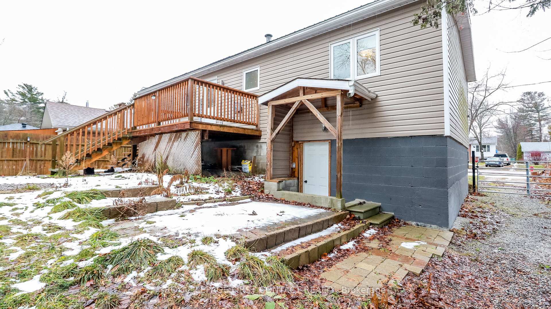 Photo 37 of 2427 Wallace Avenue, Innisfil, Alcona — HOMEH