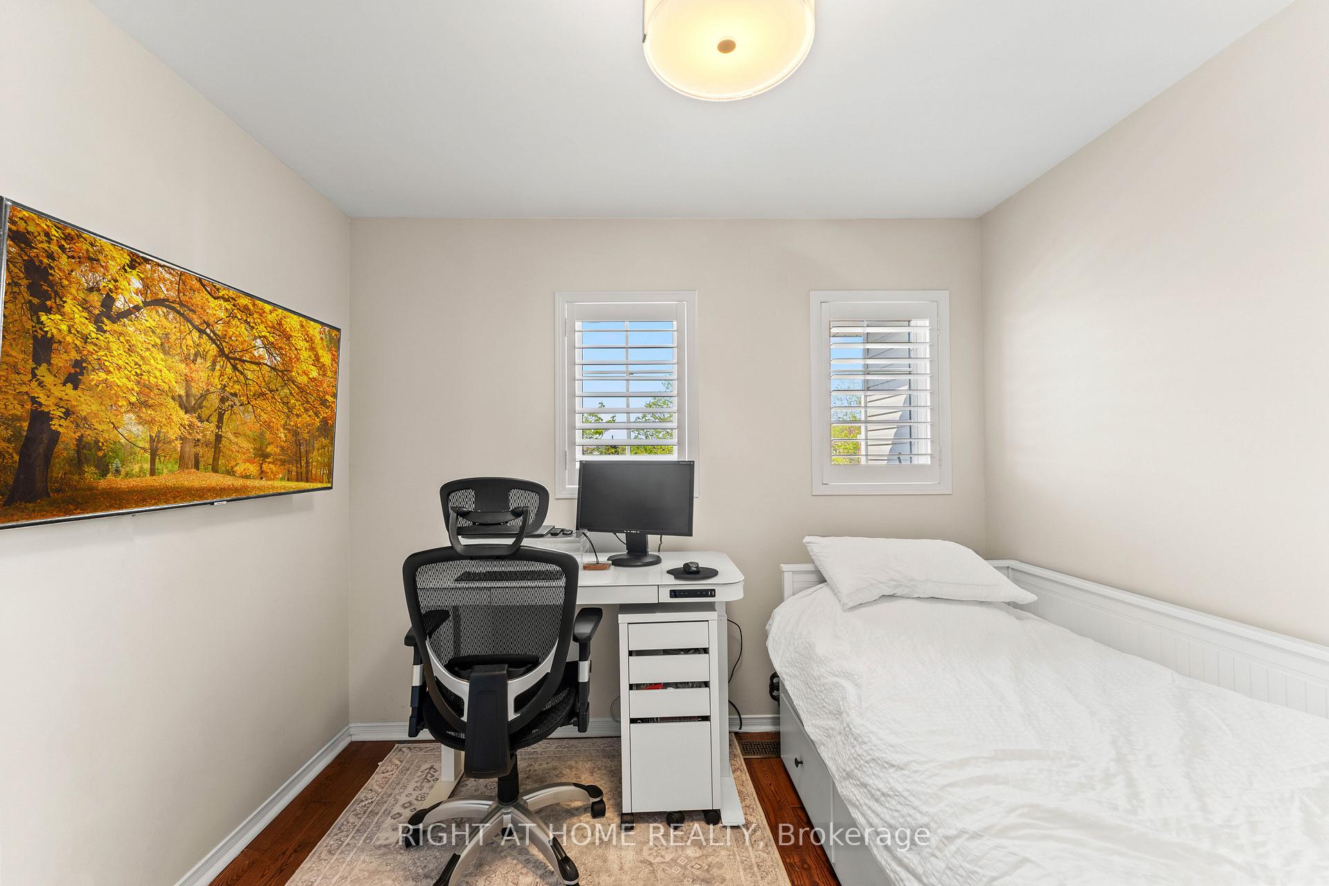 Photo 10 of 115 Ferncliffe Crescent, Markham, Cedarwood — HOMEH