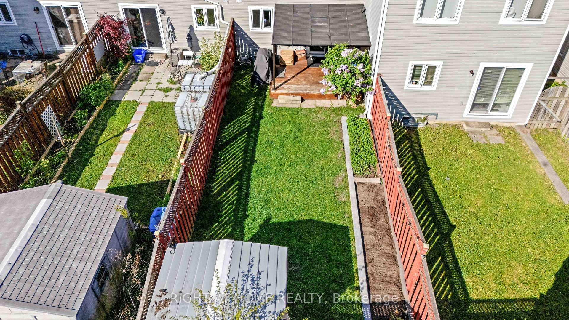 Photo 12 of 115 Ferncliffe Crescent, Markham, Cedarwood — HOMEH
