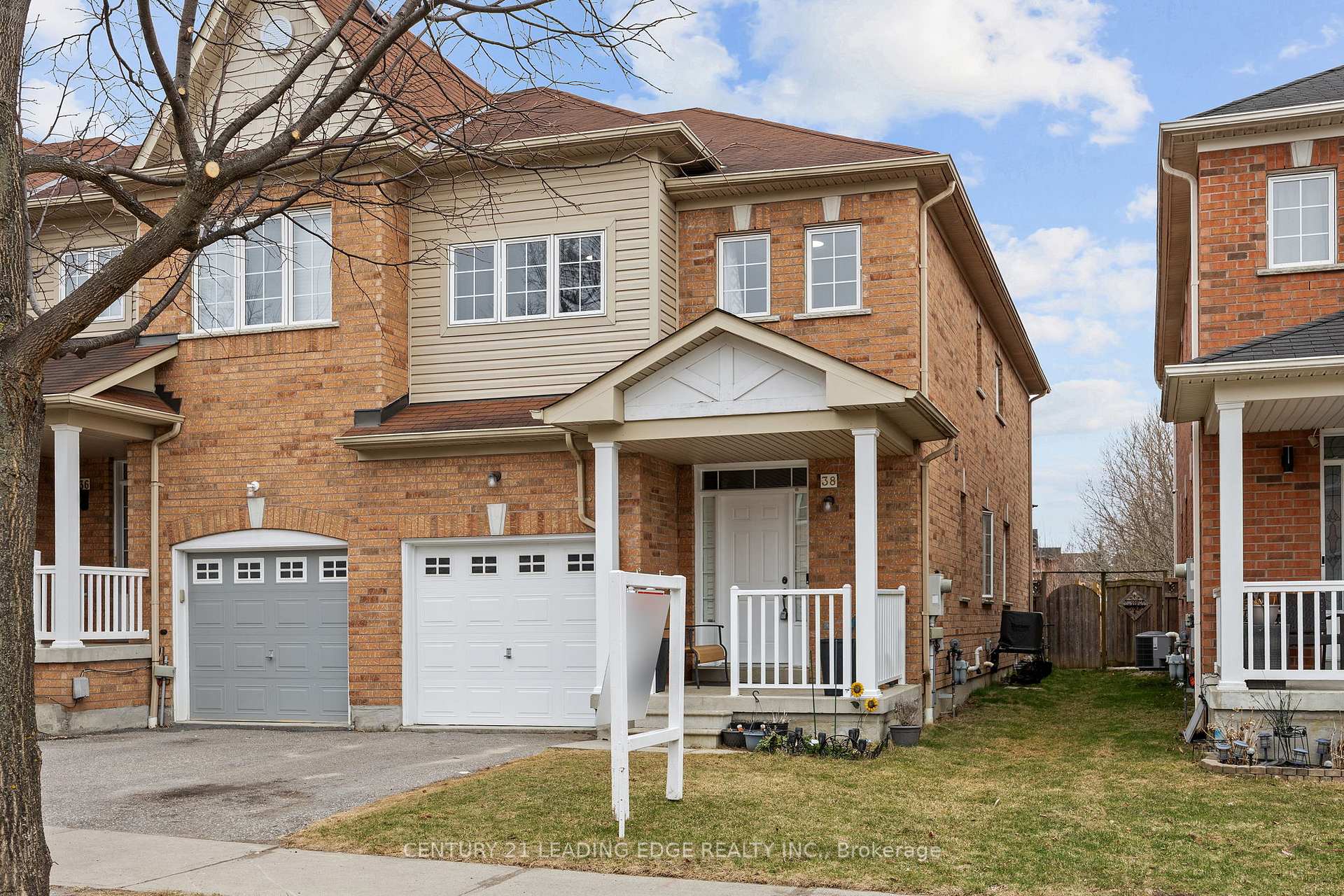 Photo 1 of 38 Thorp Crescent, Ajax, Central West — HOMEH