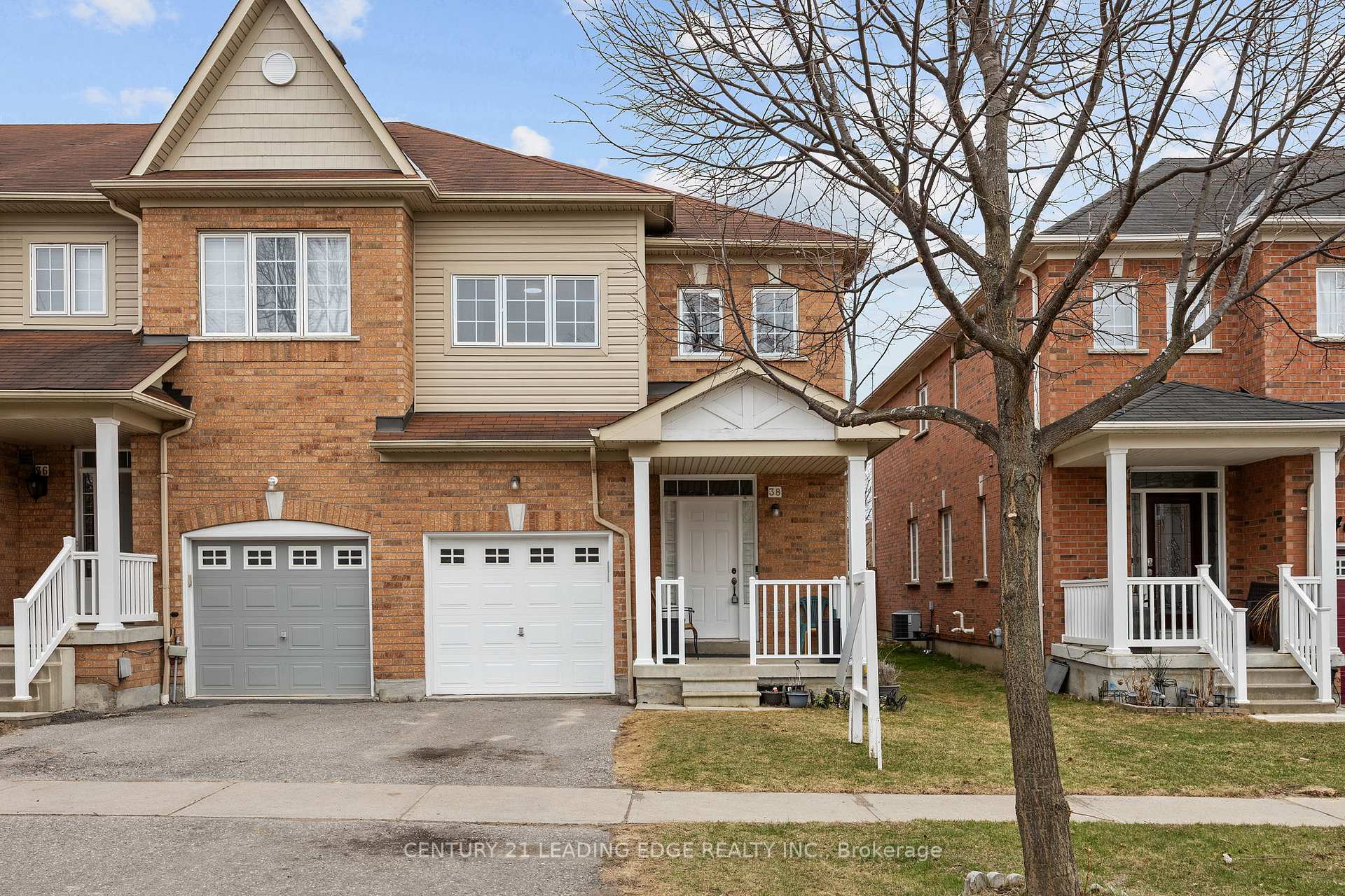 Photo 7 of 38 Thorp Crescent, Ajax, Central West — HOMEH