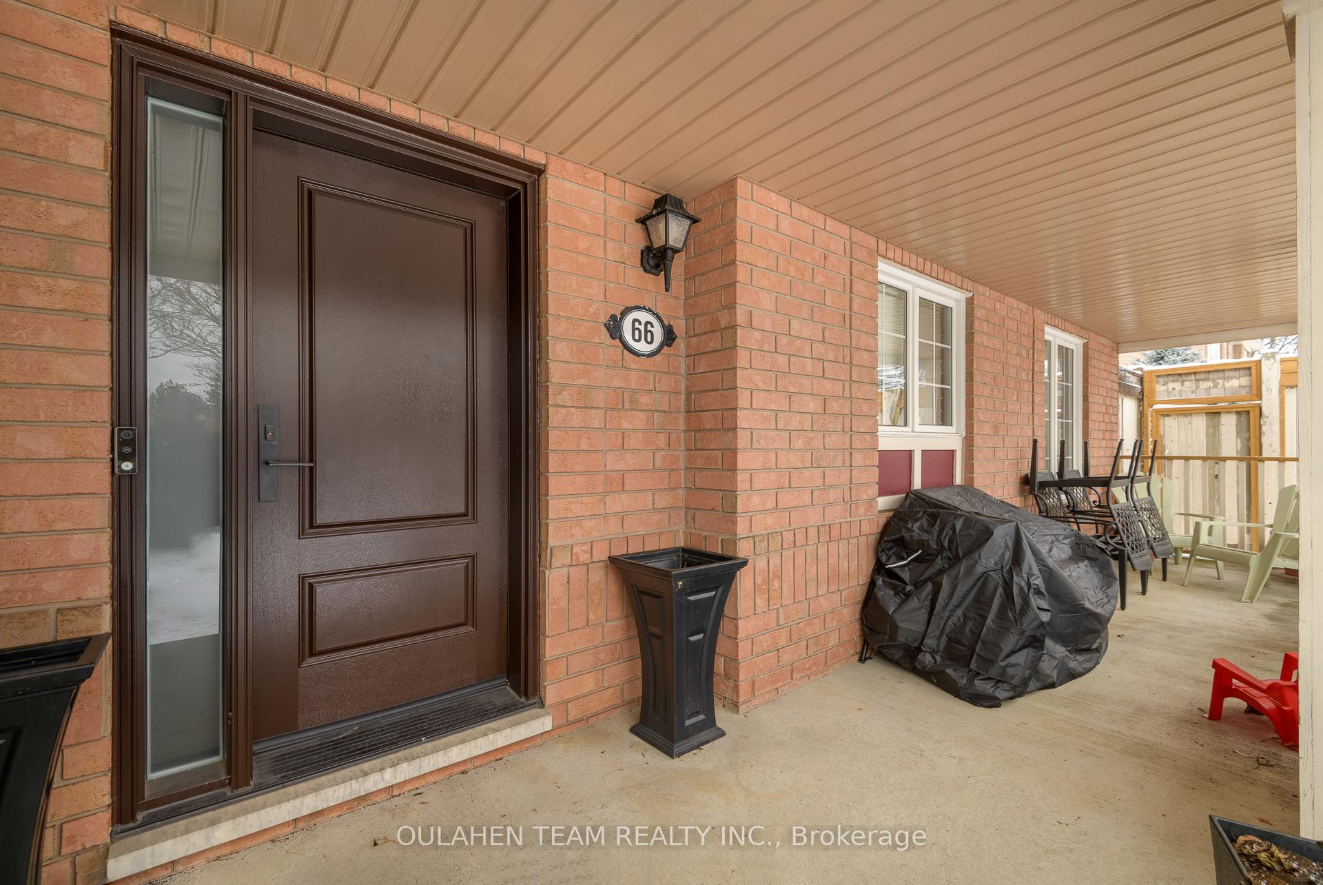 Photo 17 of 66 Madeira Avenue, Vaughan, Vellore Village — HOMEH
