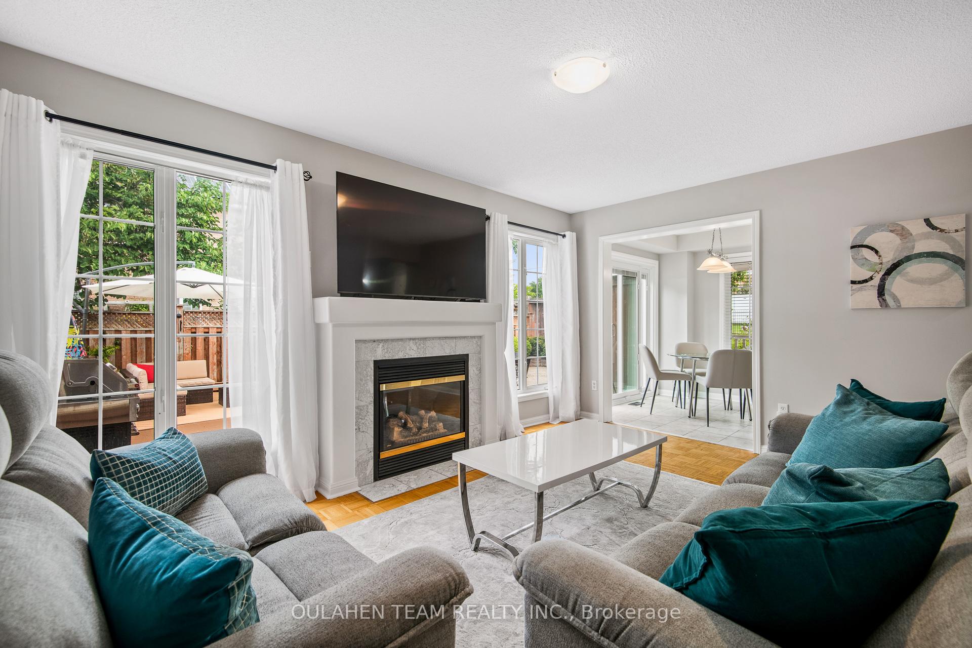 Photo 12 of 66 Madeira Avenue, Vaughan, Vellore Village — HOMEH