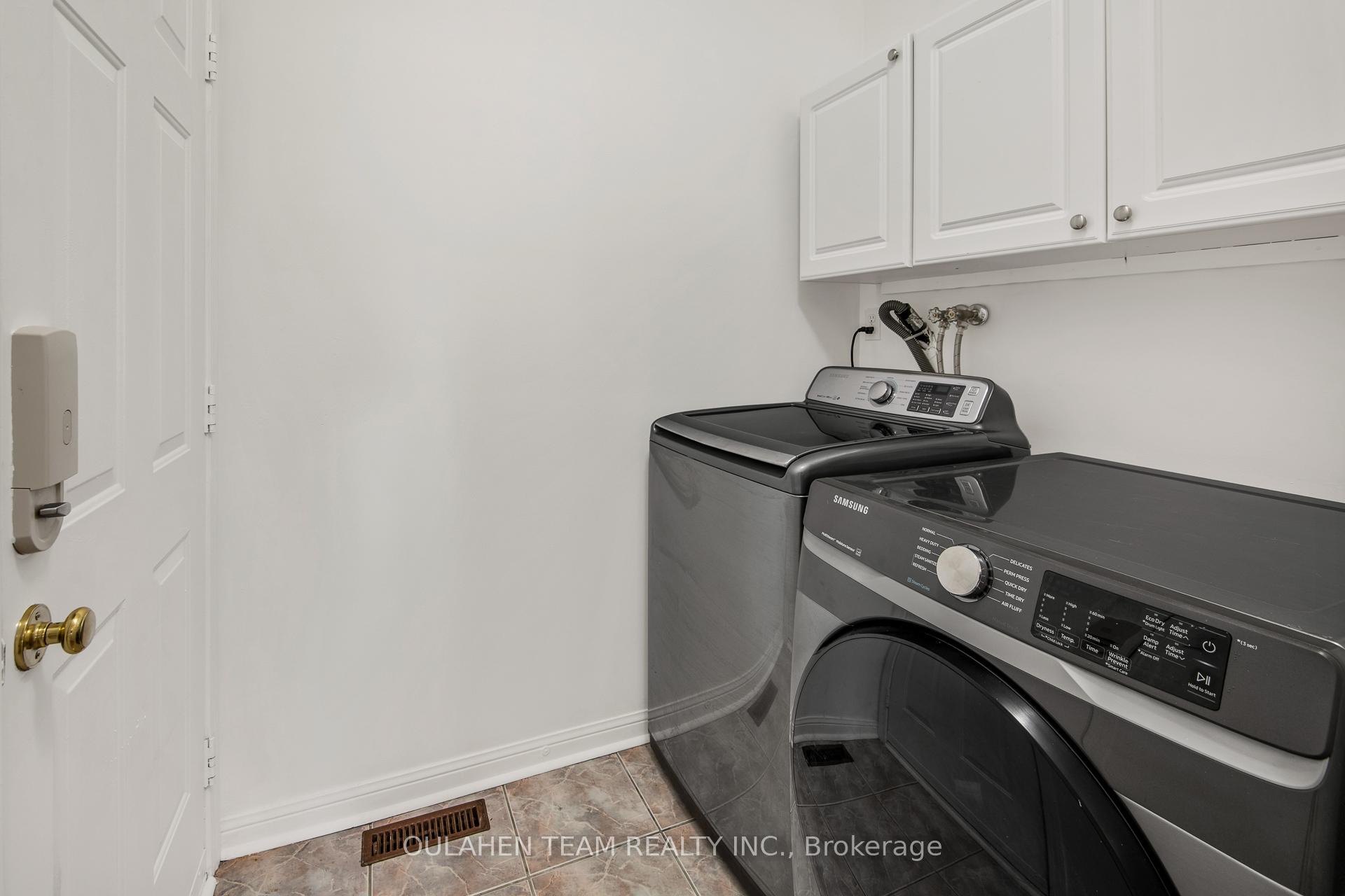 Photo 11 of 66 Madeira Avenue, Vaughan, Vellore Village — HOMEH