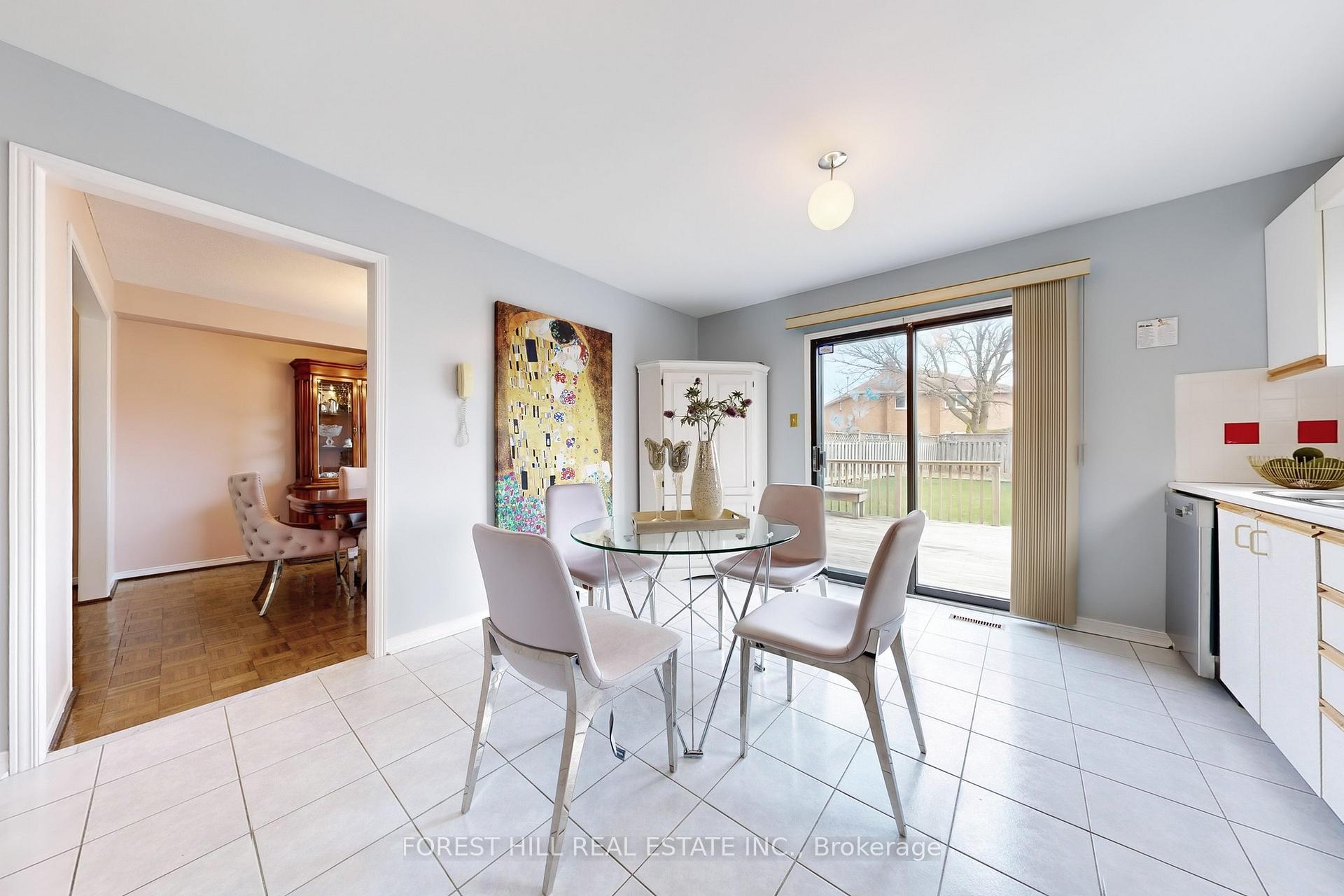 Photo 11 of 29 Arisaig Drive, Vaughan, Maple — HOMEH