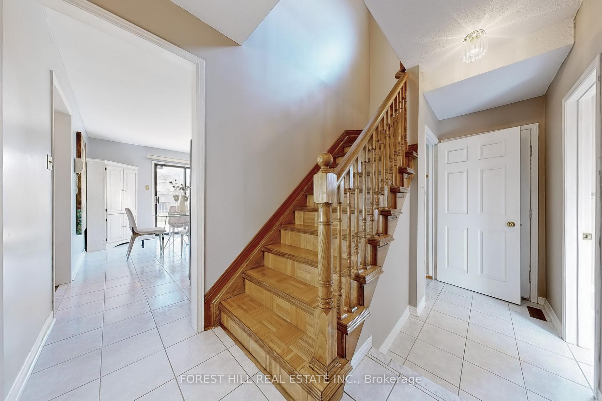 Photo 30 of 29 Arisaig Drive, Vaughan, Maple — HOMEH