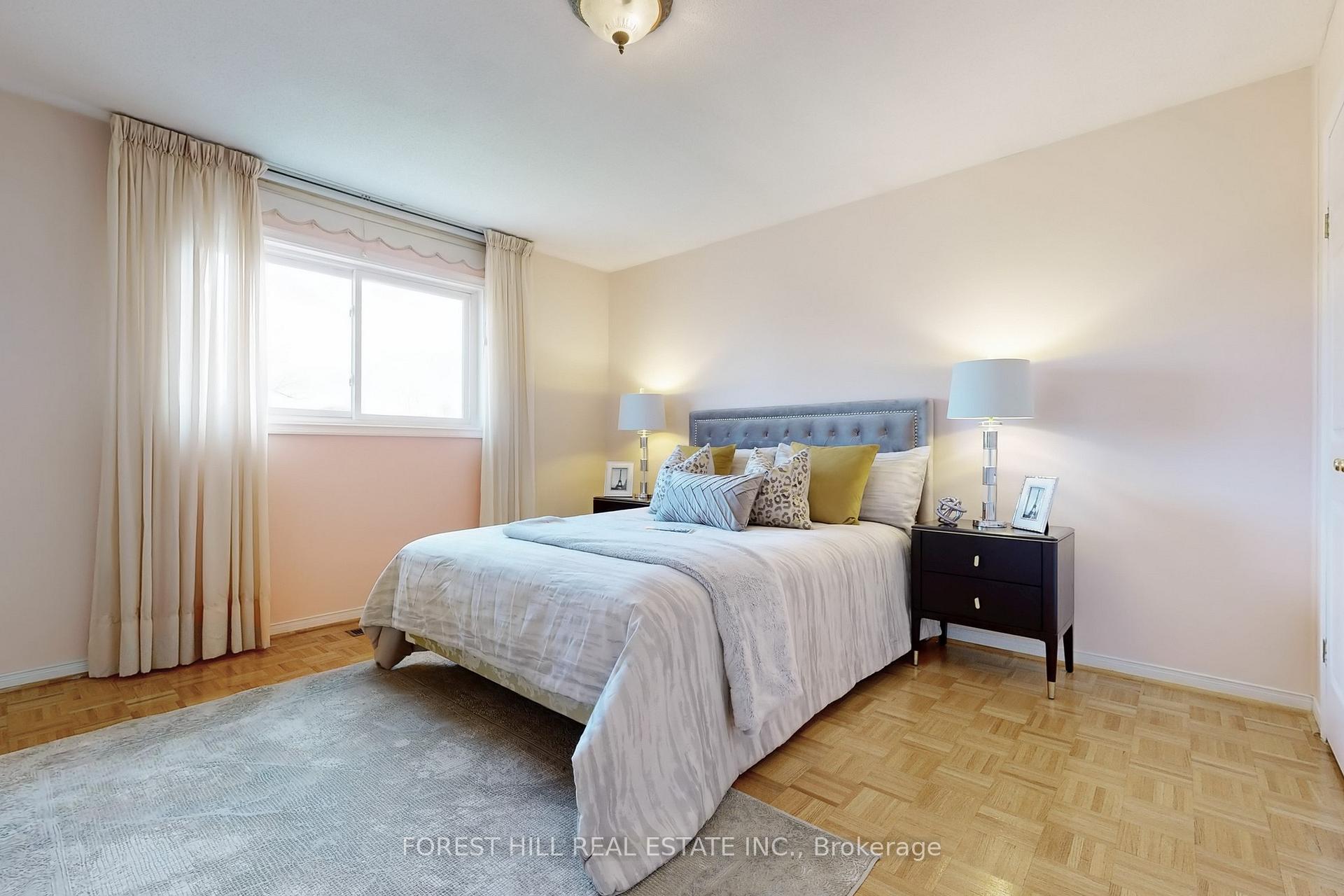 Photo 17 of 29 Arisaig Drive, Vaughan, Maple — HOMEH
