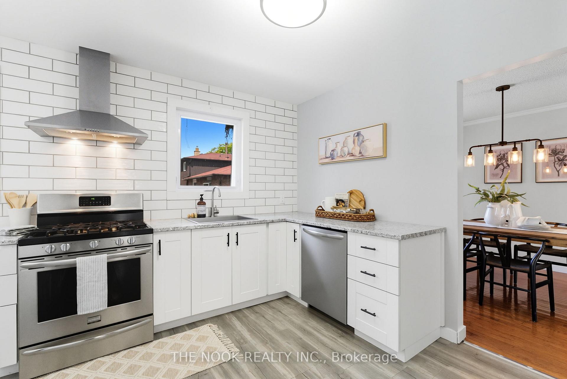 Photo 8 of 55 Rosalynne Avenue, Clarington, Bowmanville — HOMEH
