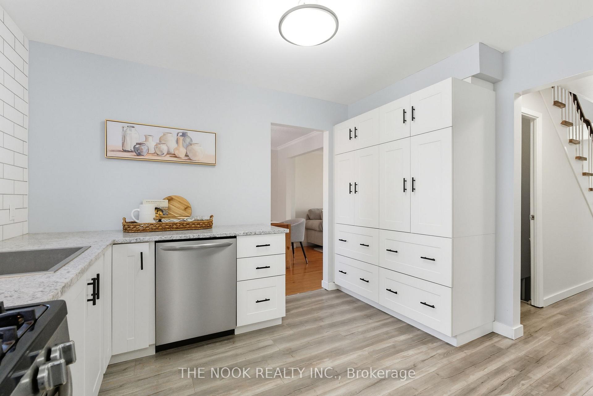 Photo 9 of 55 Rosalynne Avenue, Clarington, Bowmanville — HOMEH