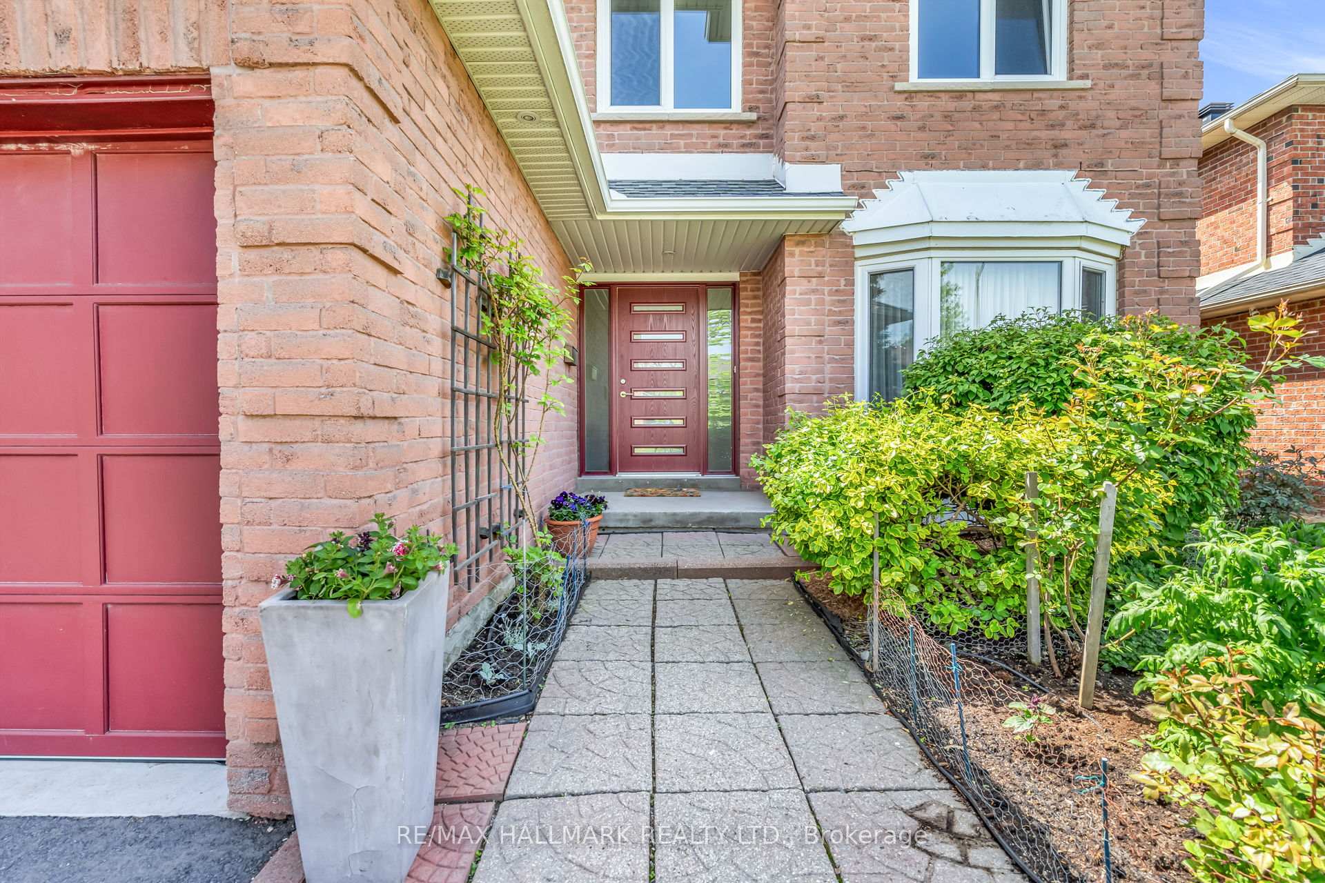 Photo 9 of 54 Bryant Road, Markham, Markham Village — HOMEH
