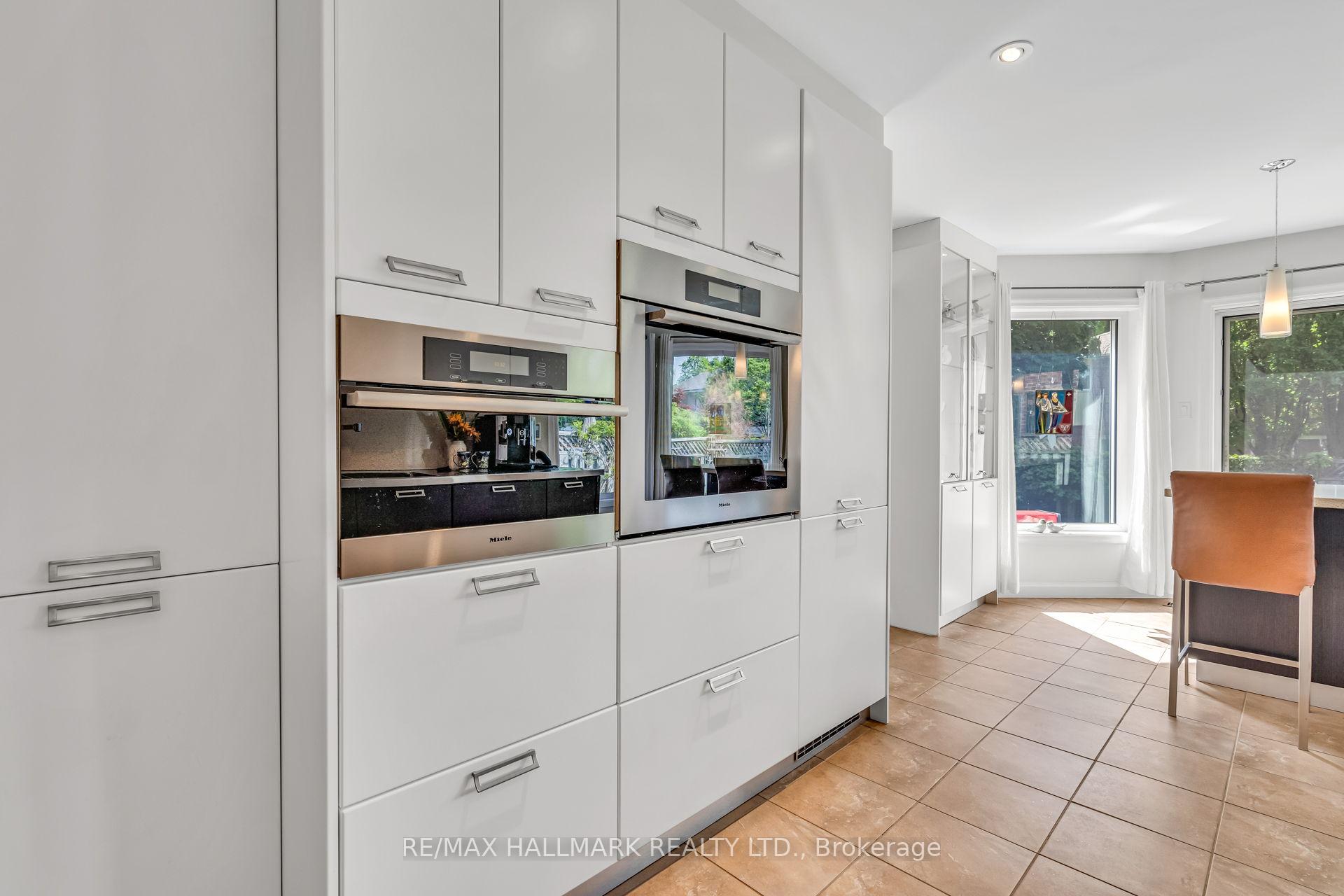 Photo 13 of 54 Bryant Road, Markham, Markham Village — HOMEH