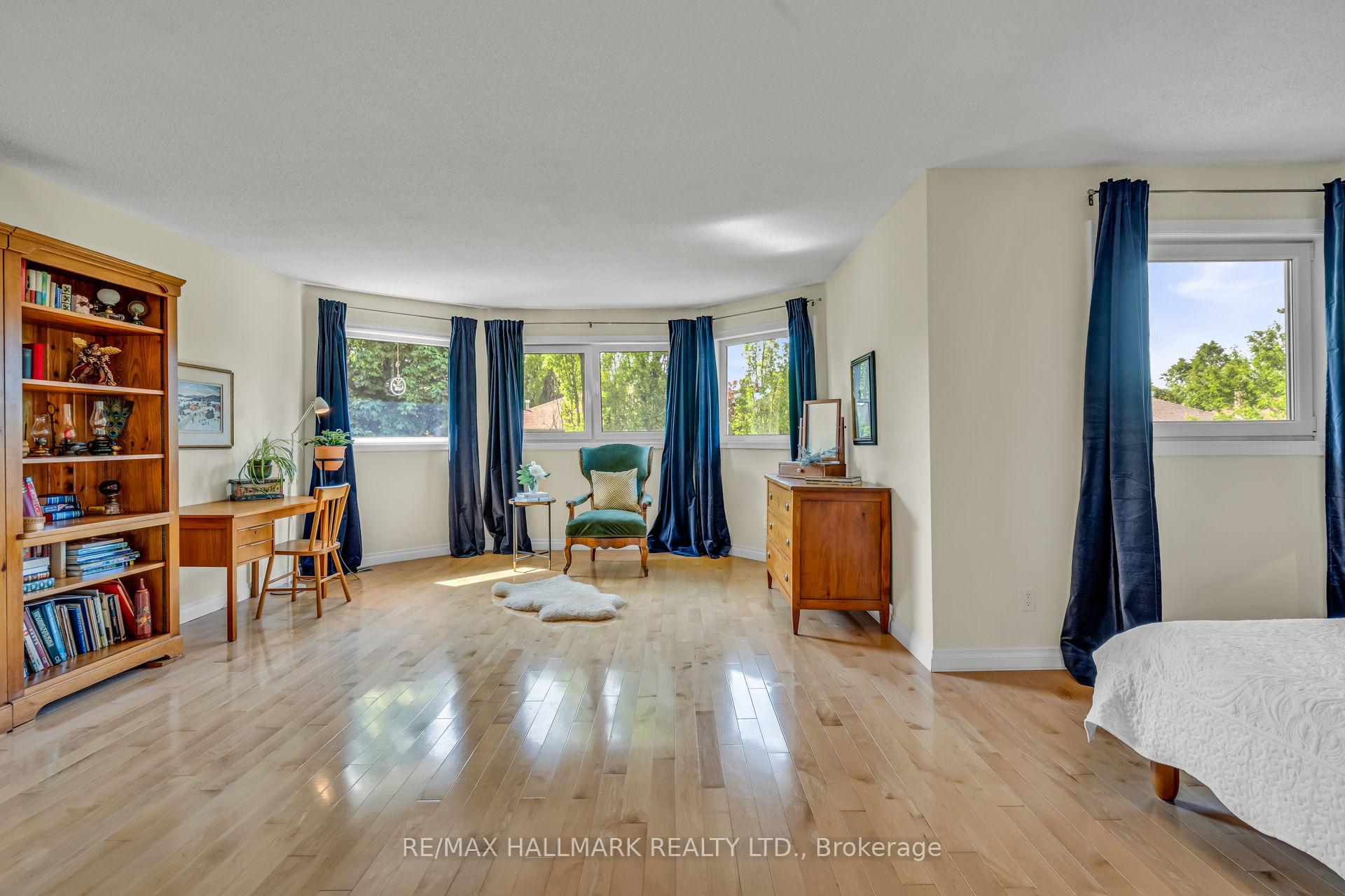 Photo 44 of 54 Bryant Road, Markham, Markham Village — HOMEH