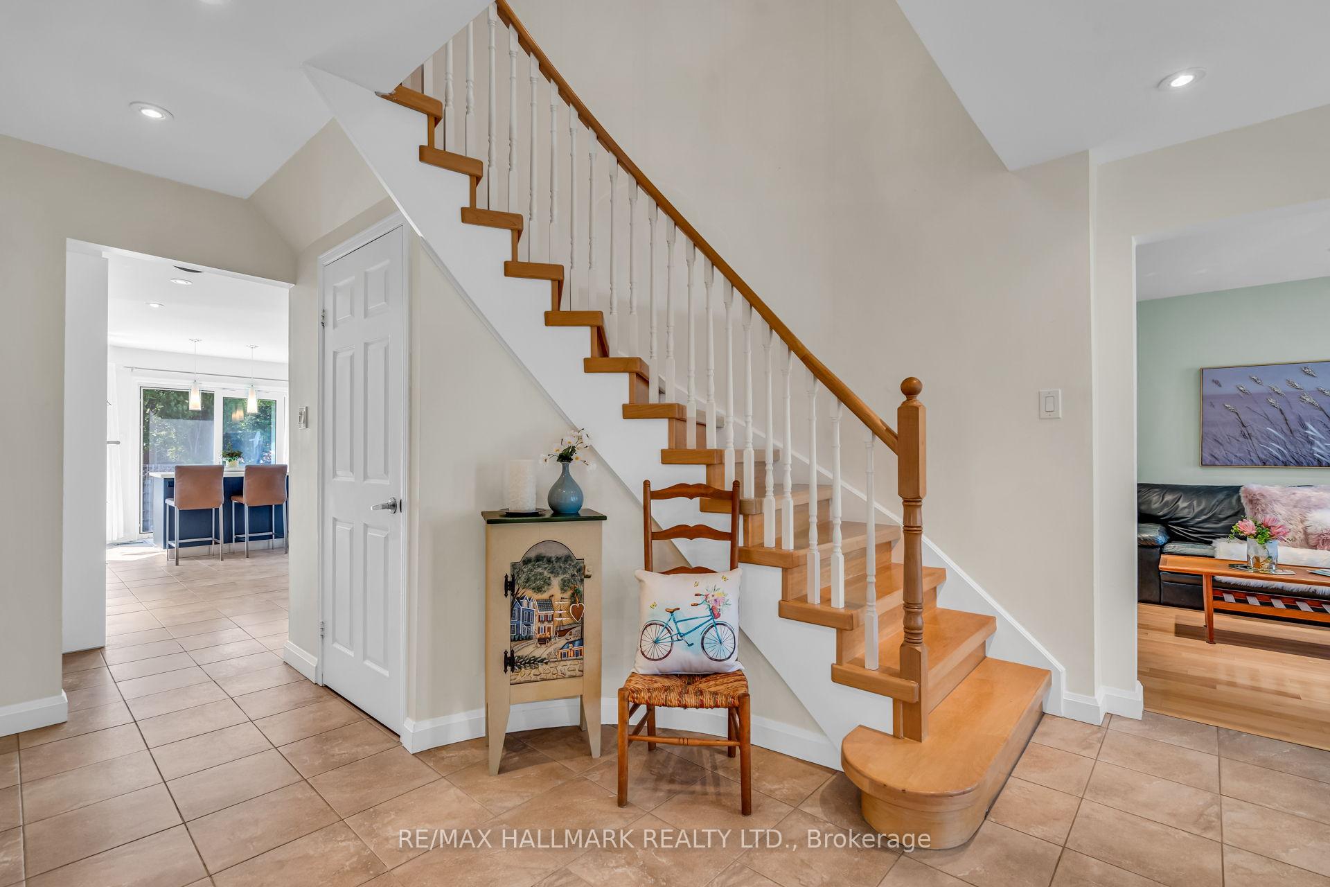 Photo 48 of 54 Bryant Road, Markham, Markham Village — HOMEH