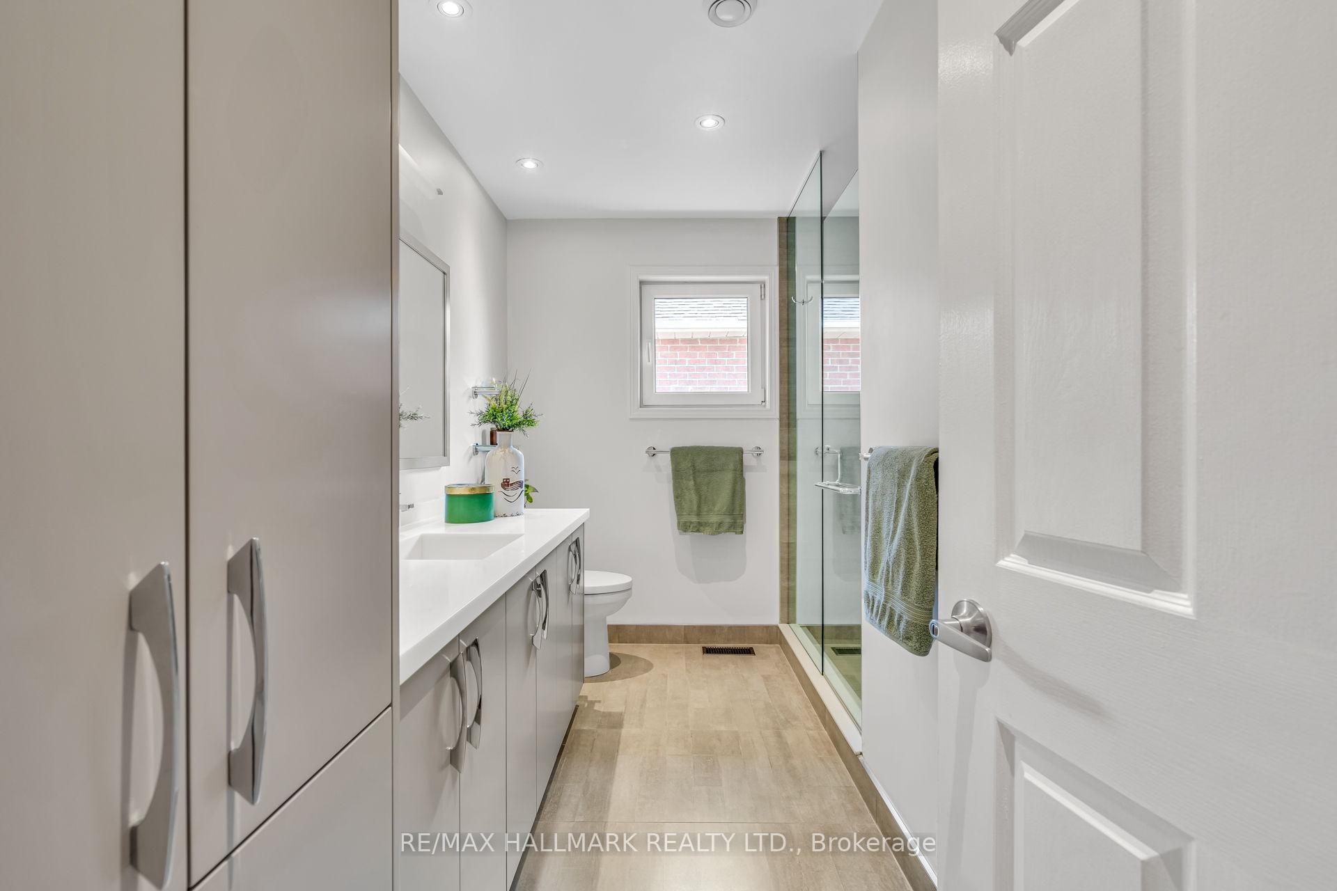 Photo 36 of 54 Bryant Road, Markham, Markham Village — HOMEH