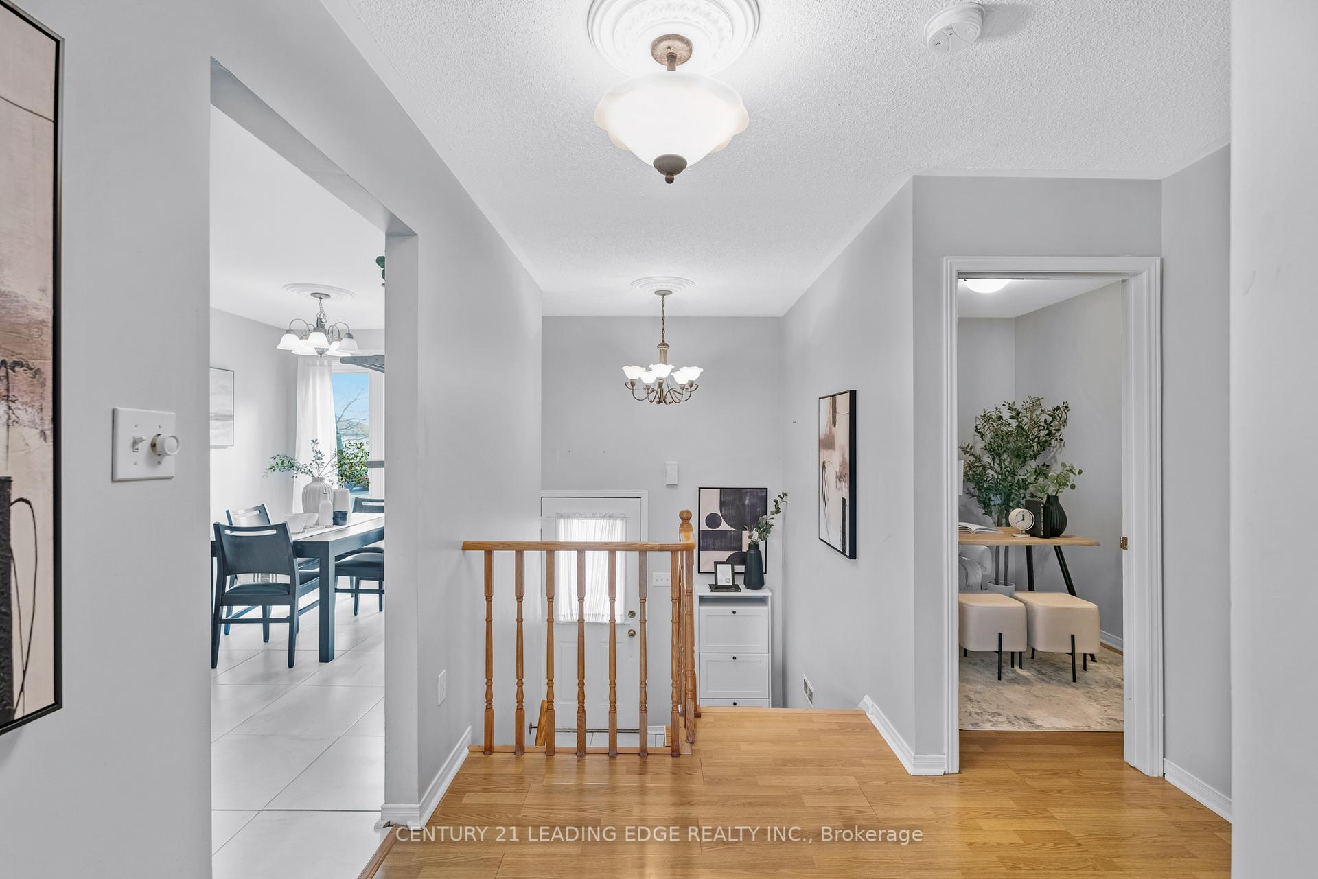 Photo 3 of 46 Fenwick Avenue, Clarington, Bowmanville — HOMEH