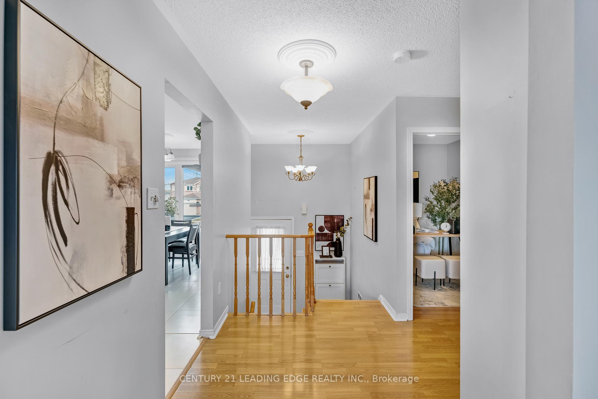 Photo 11 of 46 Fenwick Avenue, Clarington, Bowmanville — HOMEH