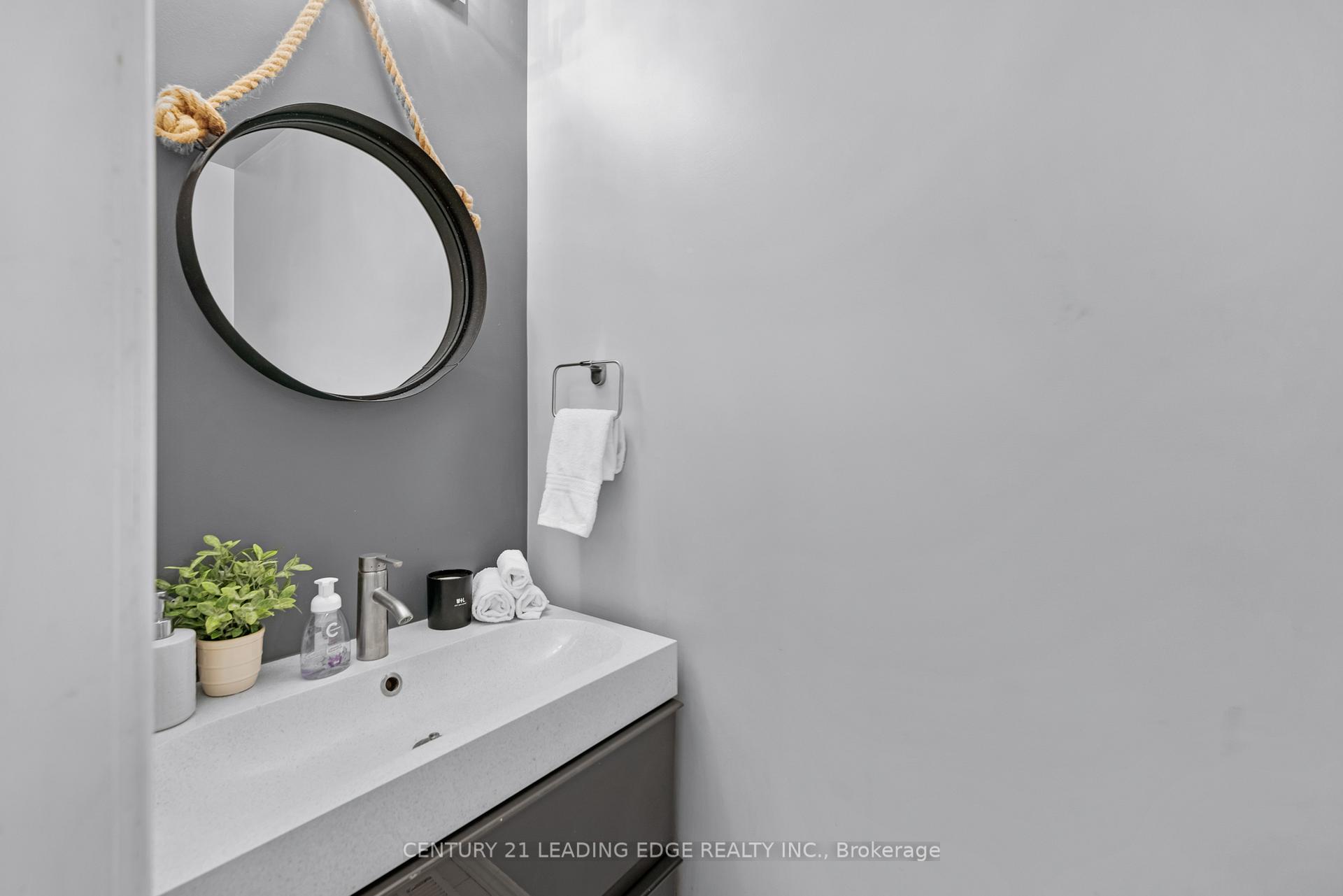 Photo 20 of 46 Fenwick Avenue, Clarington, Bowmanville — HOMEH