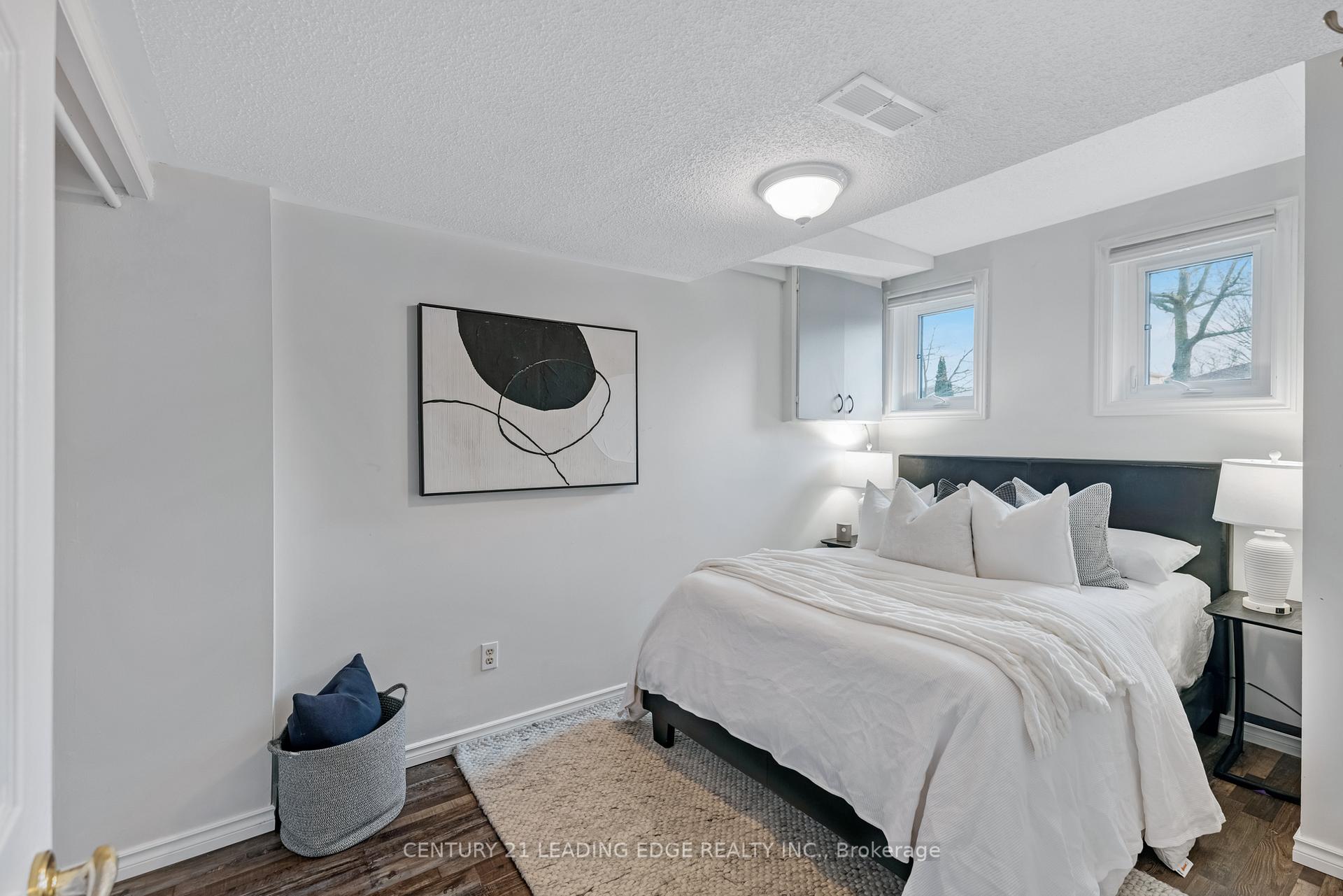 Photo 29 of 46 Fenwick Avenue, Clarington, Bowmanville — HOMEH