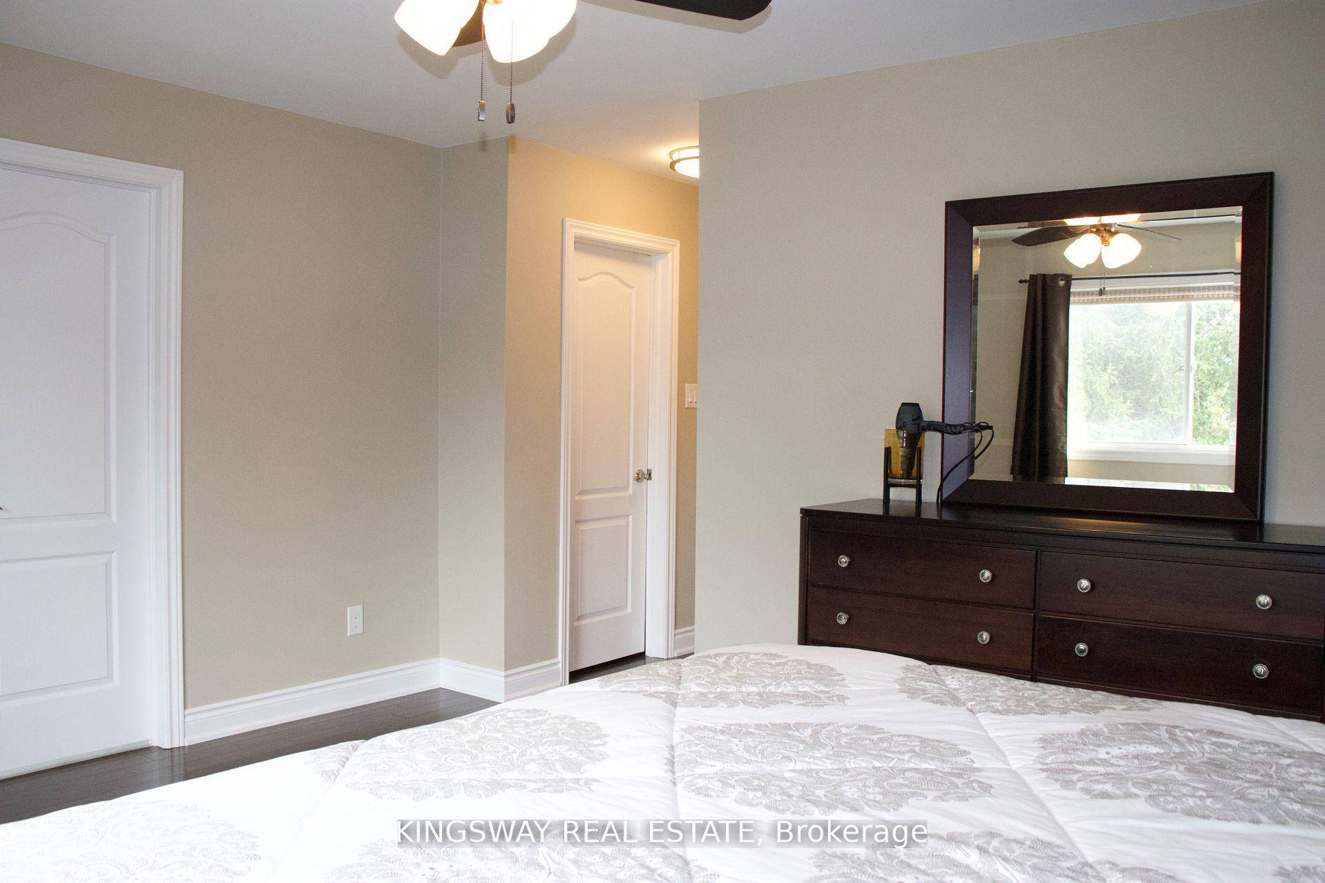 Photo 13 of 49 Farncomb Crescent, Clarington, Bowmanville — HOMEH