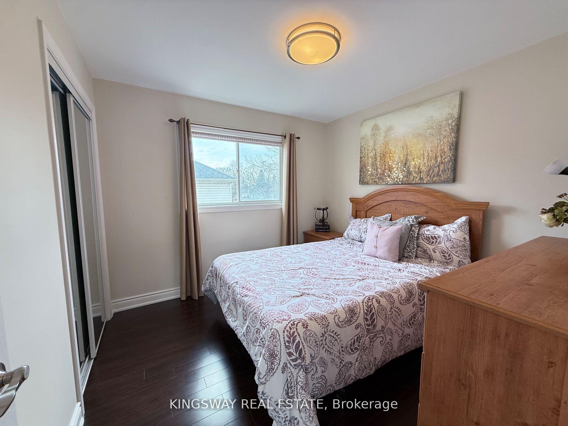 Photo 14 of 49 Farncomb Crescent, Clarington, Bowmanville — HOMEH
