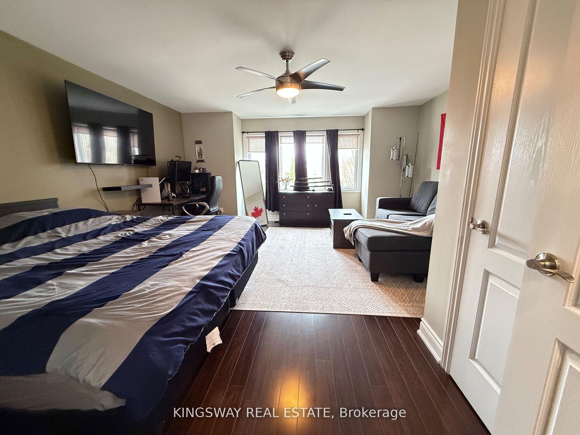 Photo 17 of 49 Farncomb Crescent, Clarington, Bowmanville — HOMEH