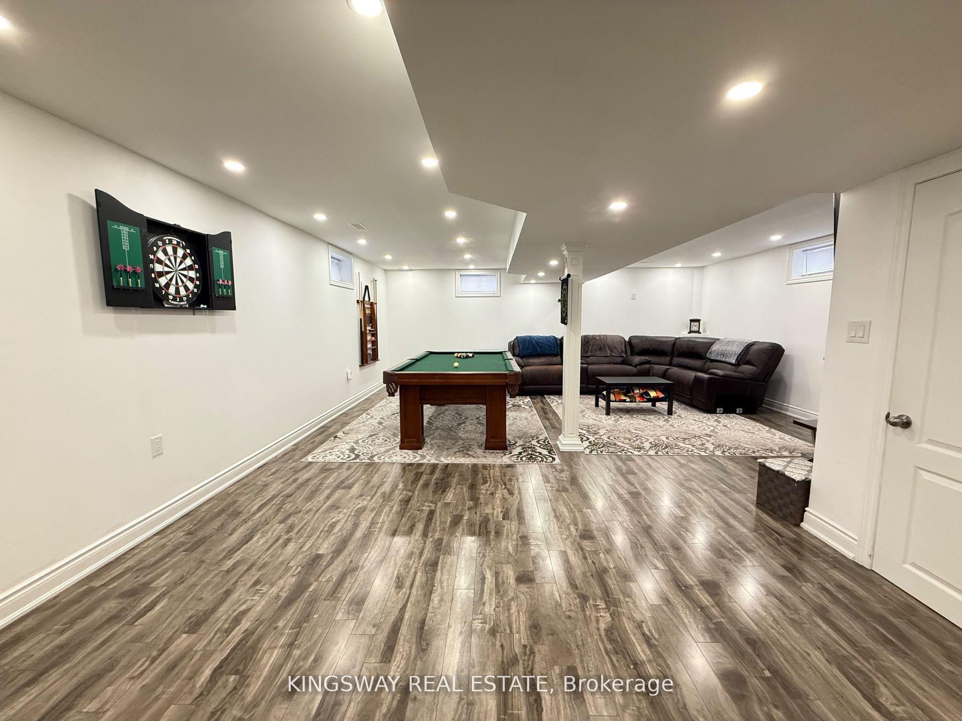 Photo 30 of 49 Farncomb Crescent, Clarington, Bowmanville — HOMEH