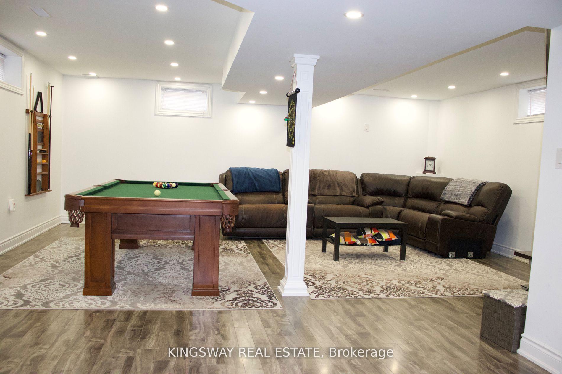 Photo 21 of 49 Farncomb Crescent, Clarington, Bowmanville — HOMEH