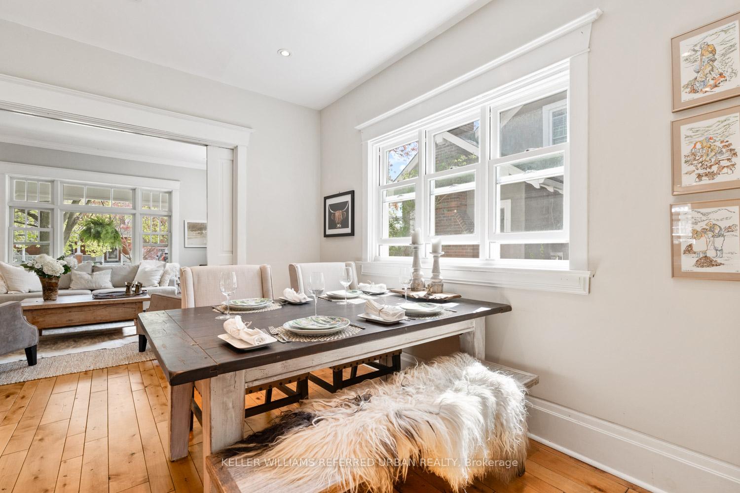 Photo 3 of 72 Connaught Avenue, Aurora, Aurora Village — HOMEH
