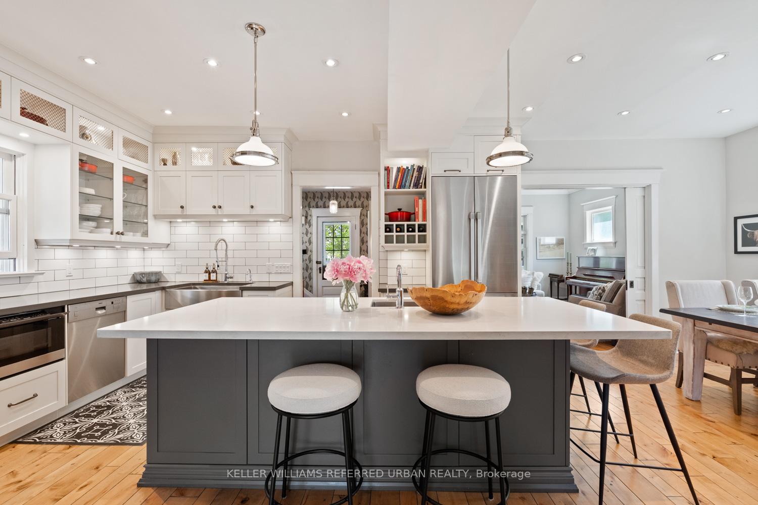 Photo 39 of 72 Connaught Avenue, Aurora, Aurora Village — HOMEH