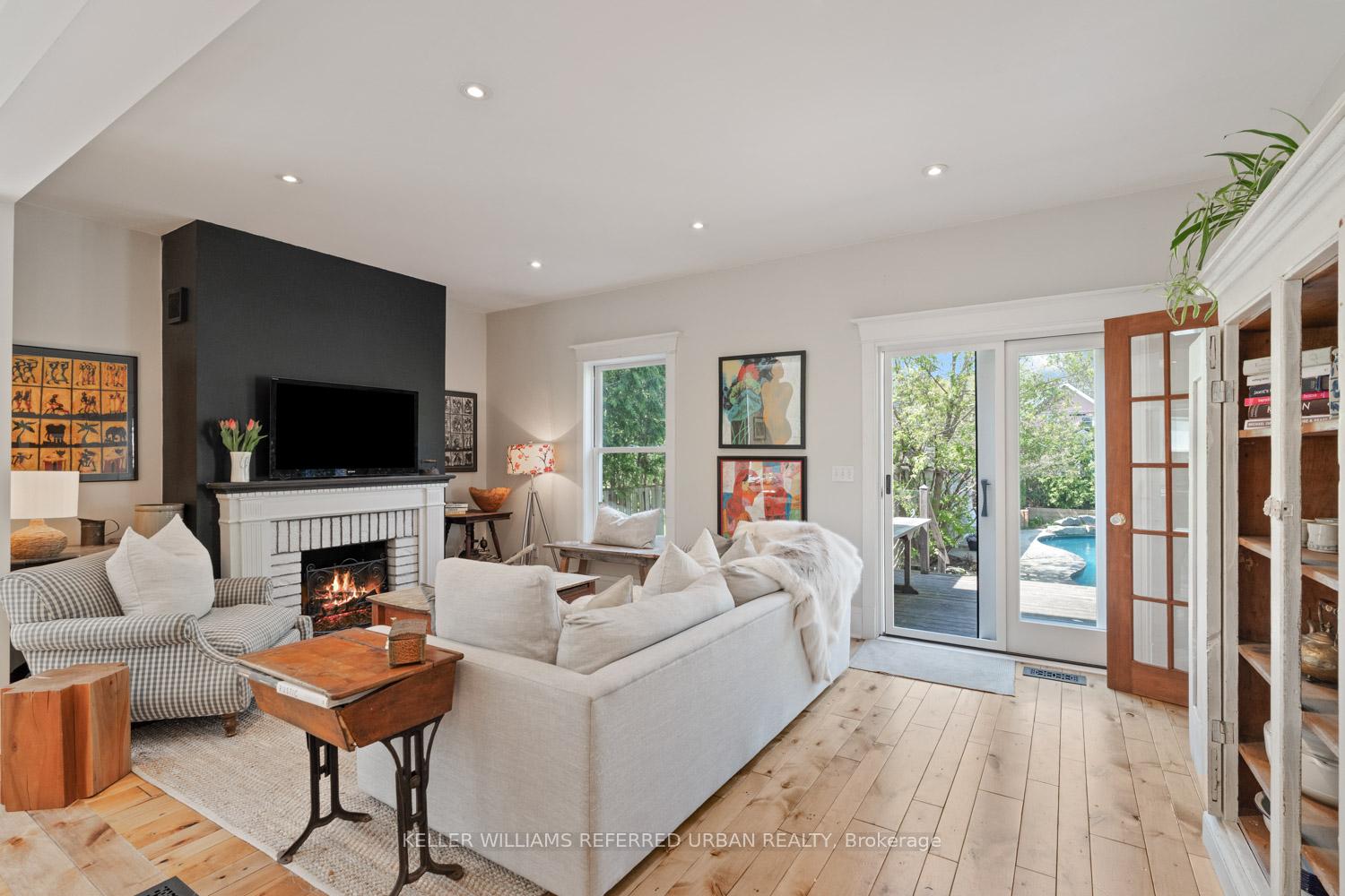Photo 28 of 72 Connaught Avenue, Aurora, Aurora Village — HOMEH