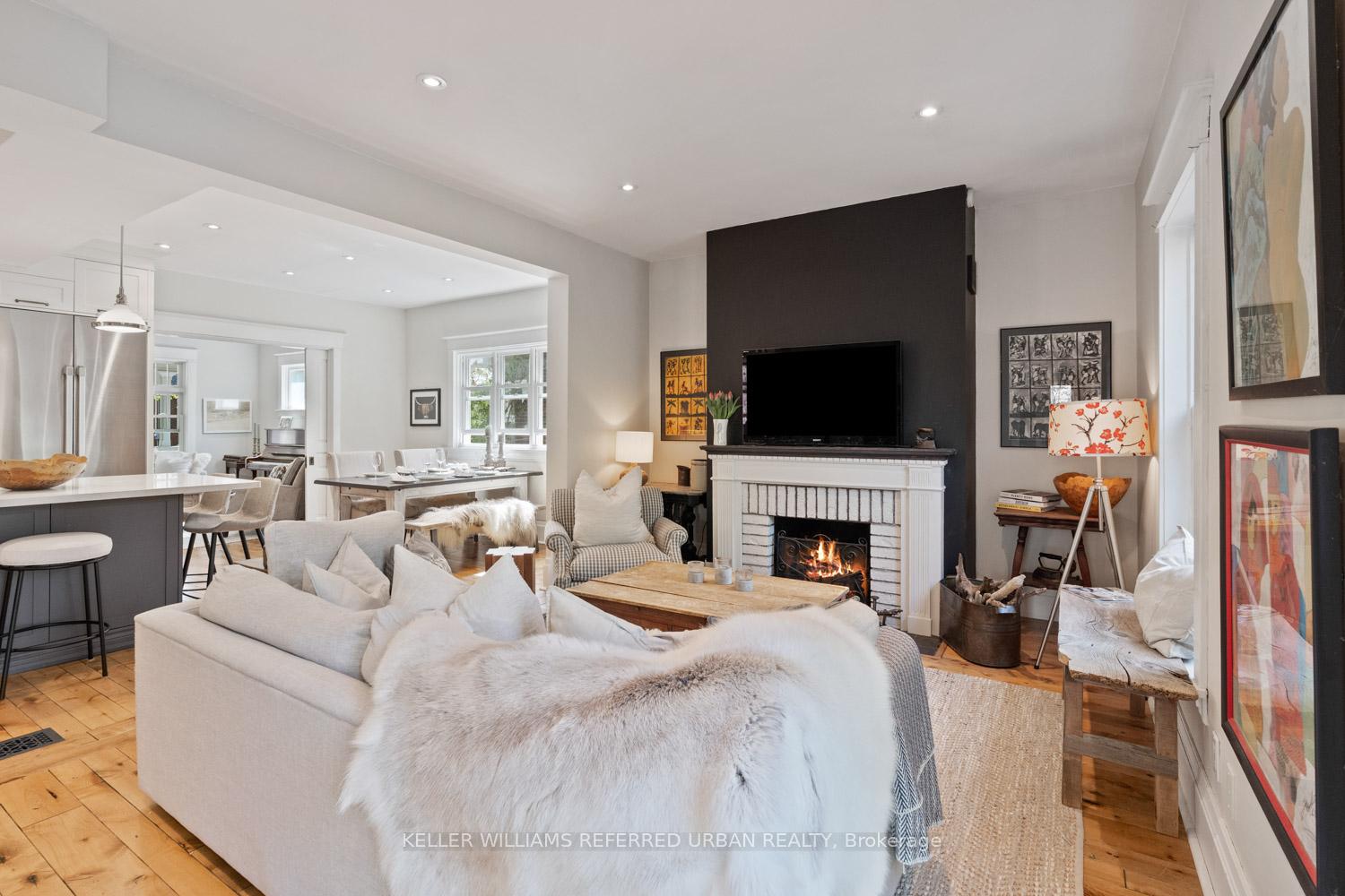 Photo 34 of 72 Connaught Avenue, Aurora, Aurora Village — HOMEH