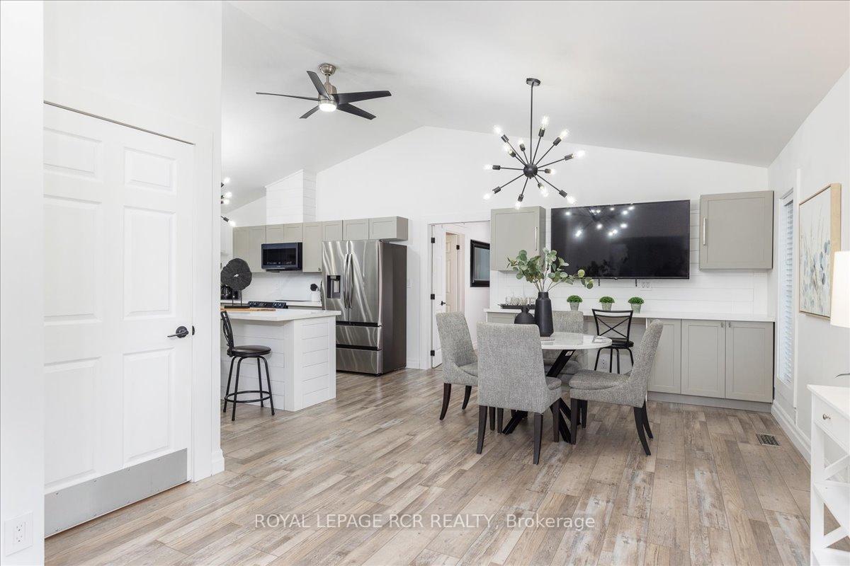 Photo 2 of 395 Sandford Road, Uxbridge, Rural Uxbridge — HOMEH