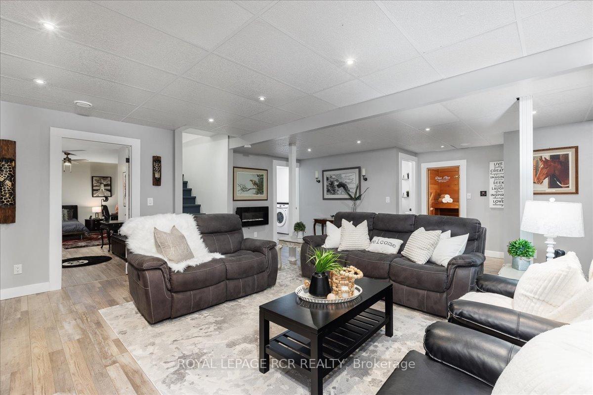 Photo 43 of 395 Sandford Road, Uxbridge, Rural Uxbridge — HOMEH