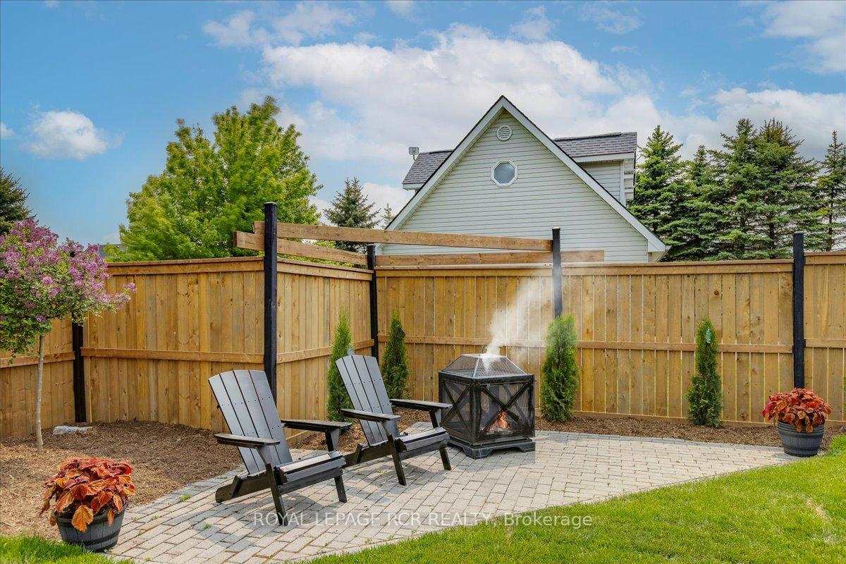 Photo 32 of 395 Sandford Road, Uxbridge, Rural Uxbridge — HOMEH