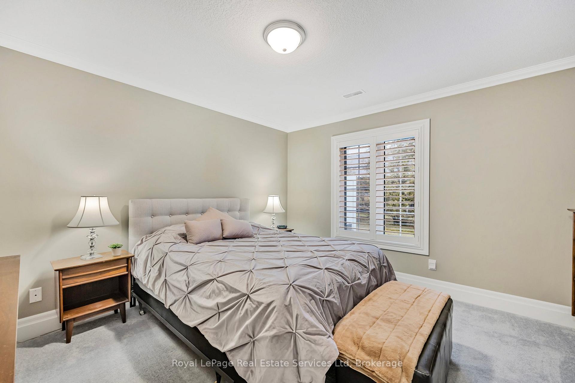 Photo 16 of 39 Clover Crescent, Wasaga Beach — HOMEH