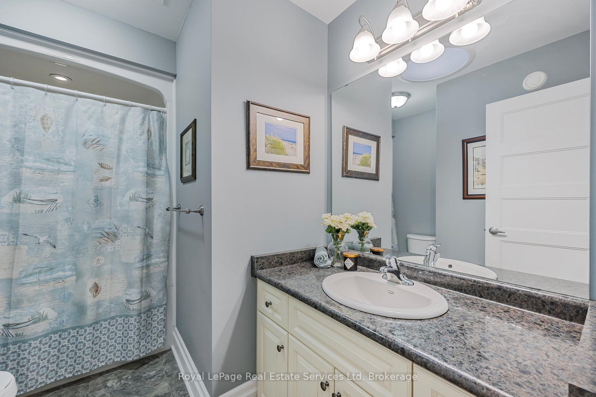 Photo 15 of 39 Clover Crescent, Wasaga Beach — HOMEH