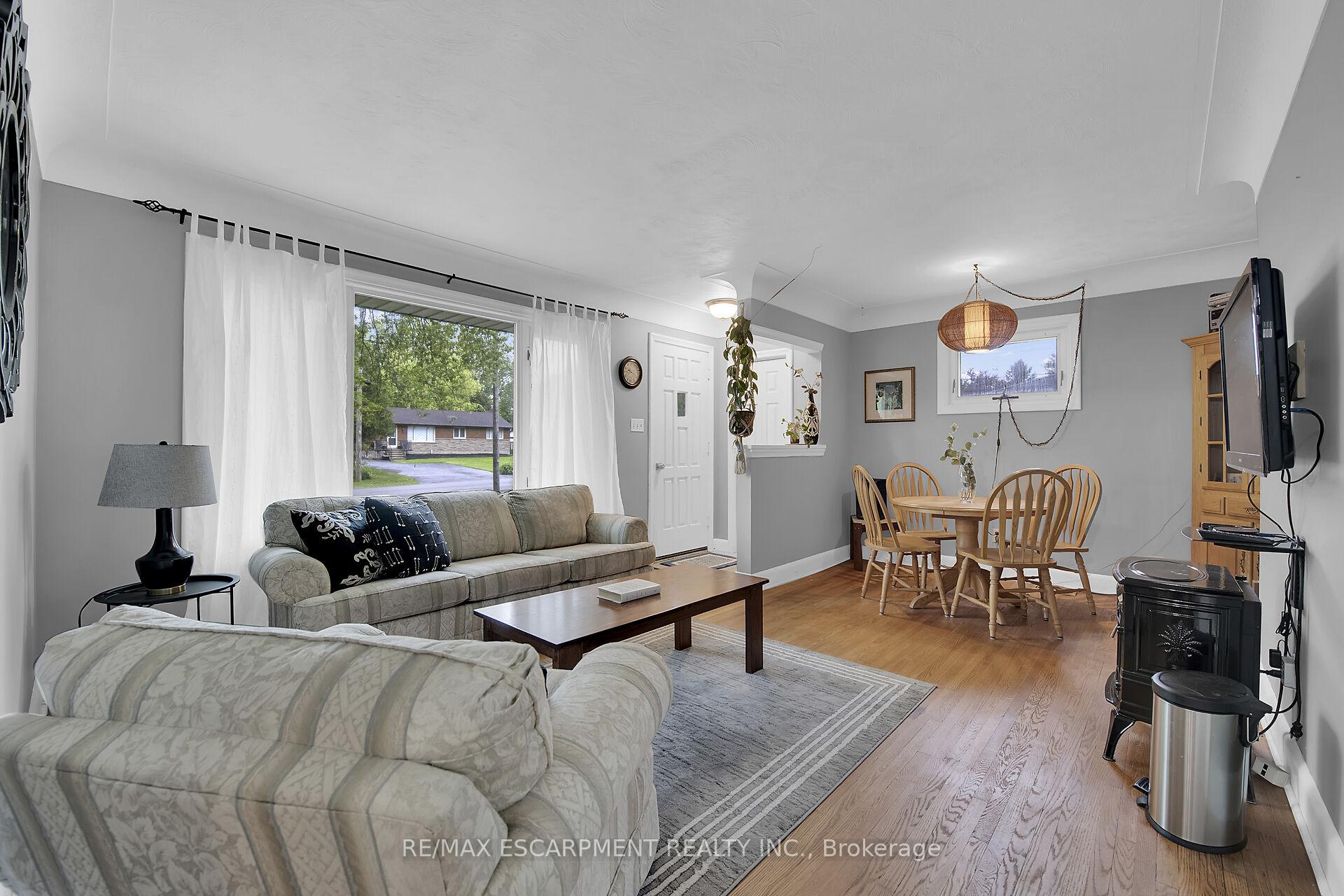 Photo 11 of 88 Aldercrest Avenue, Hamilton, Allison — HOMEH