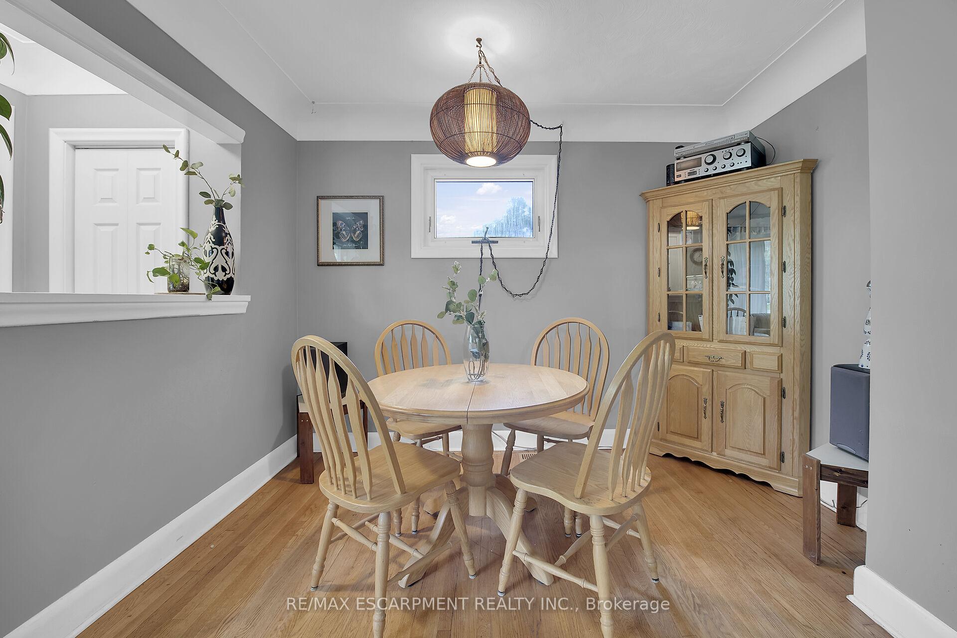 Photo 18 of 88 Aldercrest Avenue, Hamilton, Allison — HOMEH