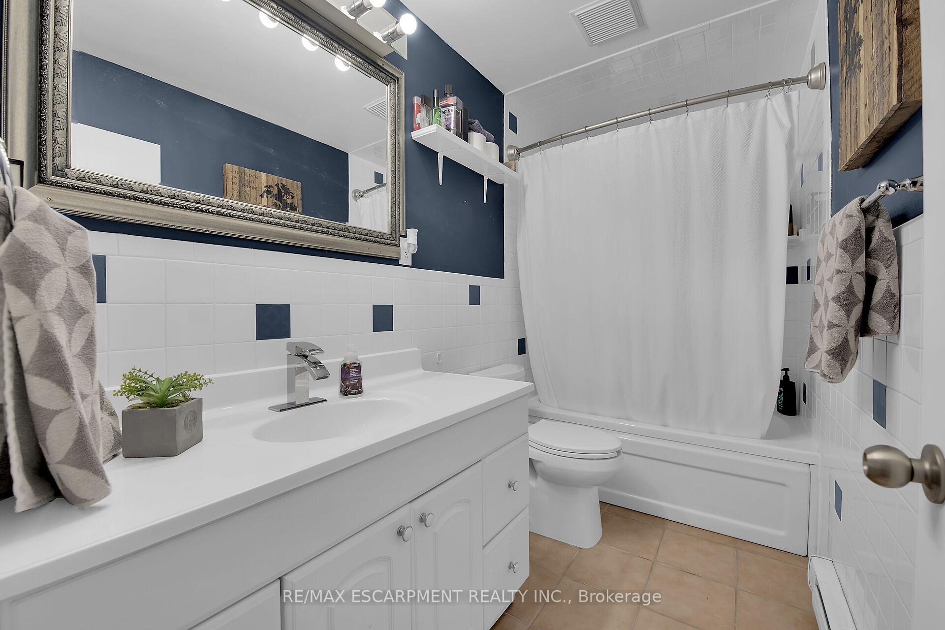 Photo 19 of 88 Aldercrest Avenue, Hamilton, Allison — HOMEH