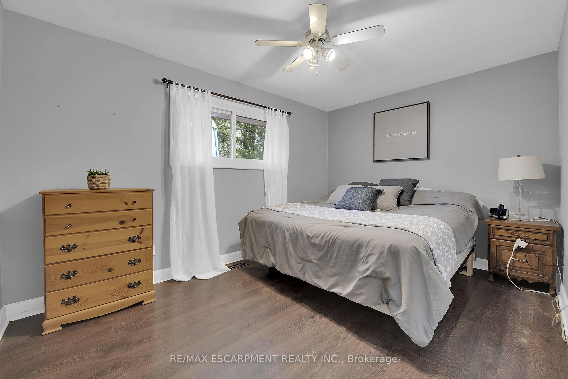 Photo 16 of 88 Aldercrest Avenue, Hamilton, Allison — HOMEH