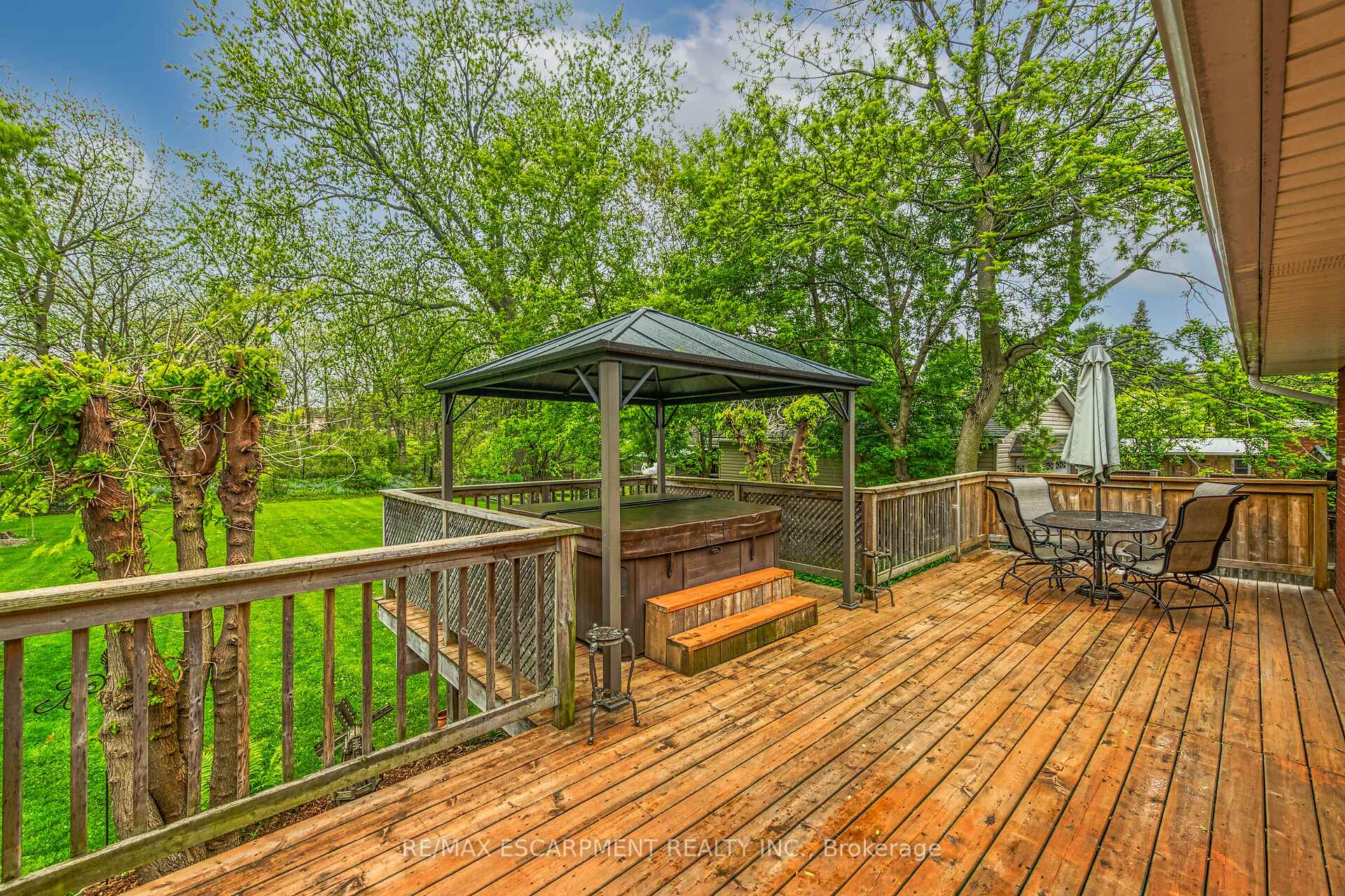 Photo 32 of 88 Aldercrest Avenue, Hamilton, Allison — HOMEH