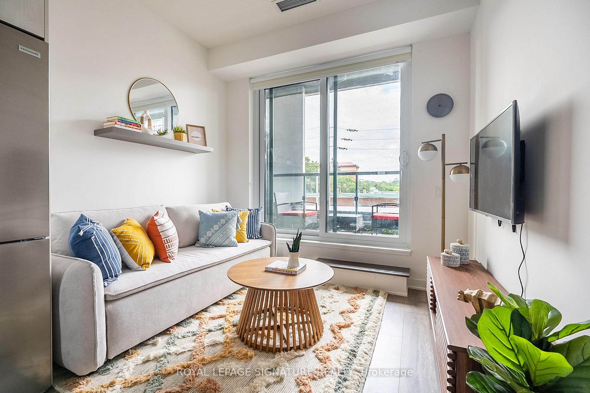 Photo 4 of Unit 204, 130 River Street, Toronto, Regent Park — HOMEH