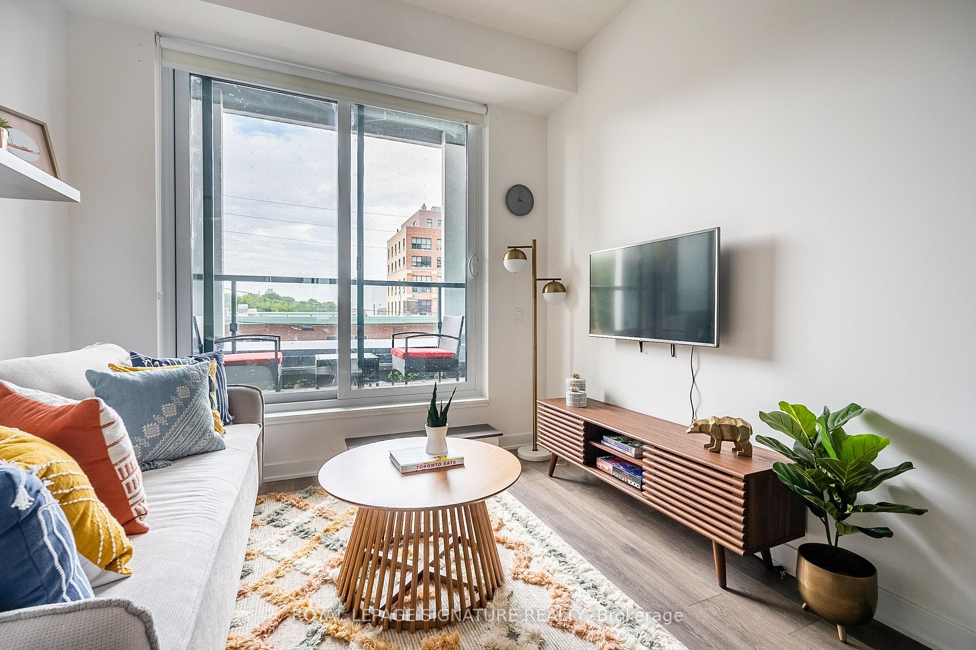 Photo 2 of Unit 204, 130 River Street, Toronto, Regent Park — HOMEH