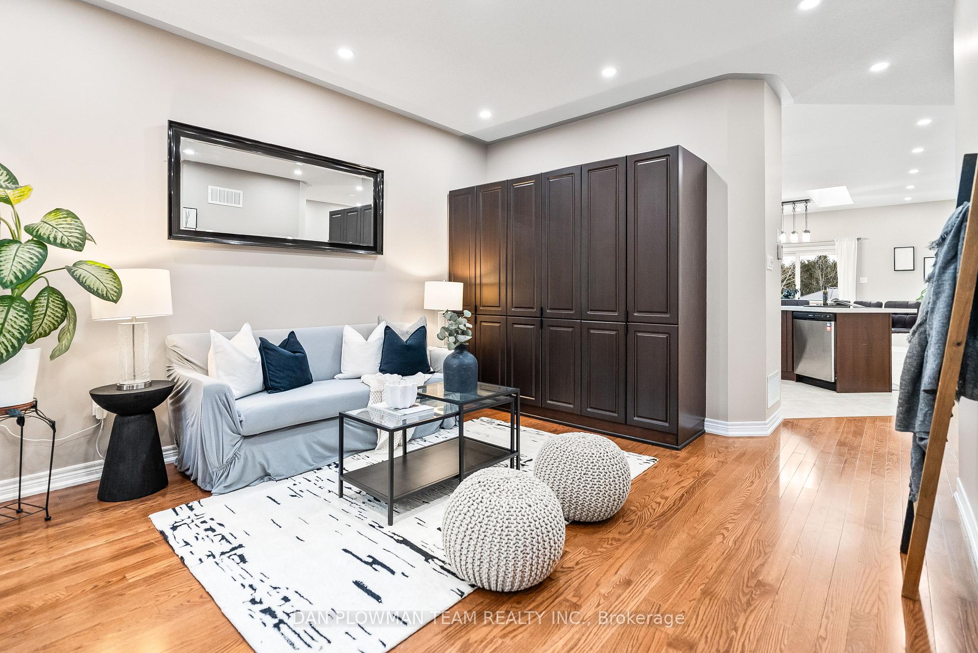 Photo 2 of 3065 Trulls Road, Clarington, Courtice — HOMEH