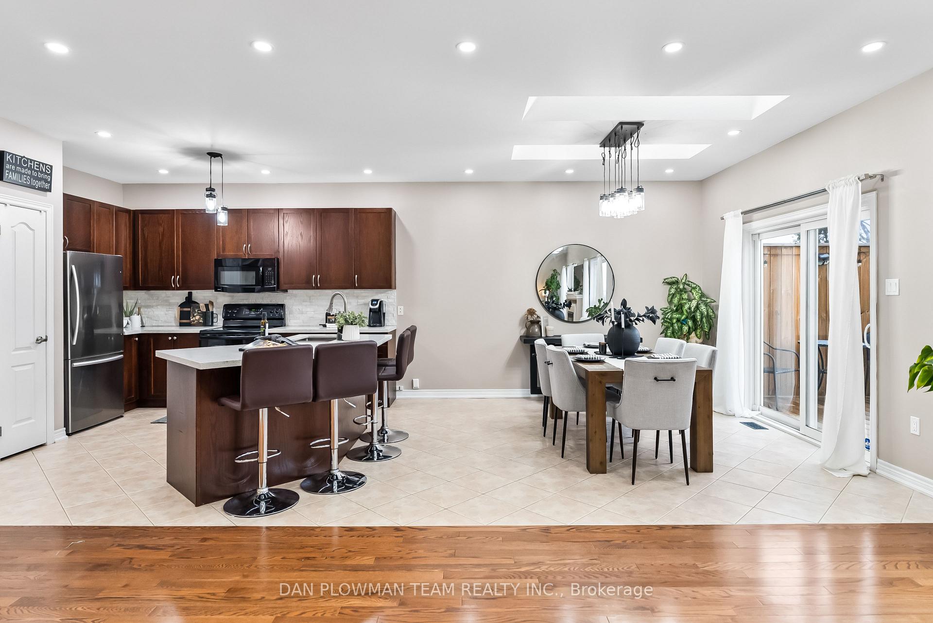 Photo 3 of 3065 Trulls Road, Clarington, Courtice — HOMEH
